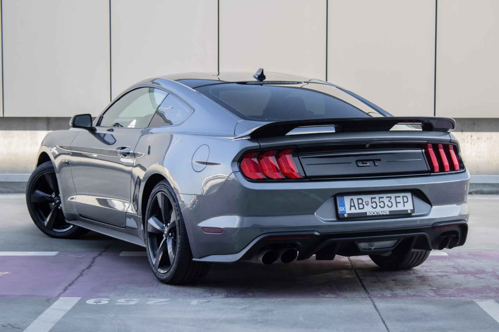 2022 Ford Mustang Mach 1, sivá kupé, 83 631 km