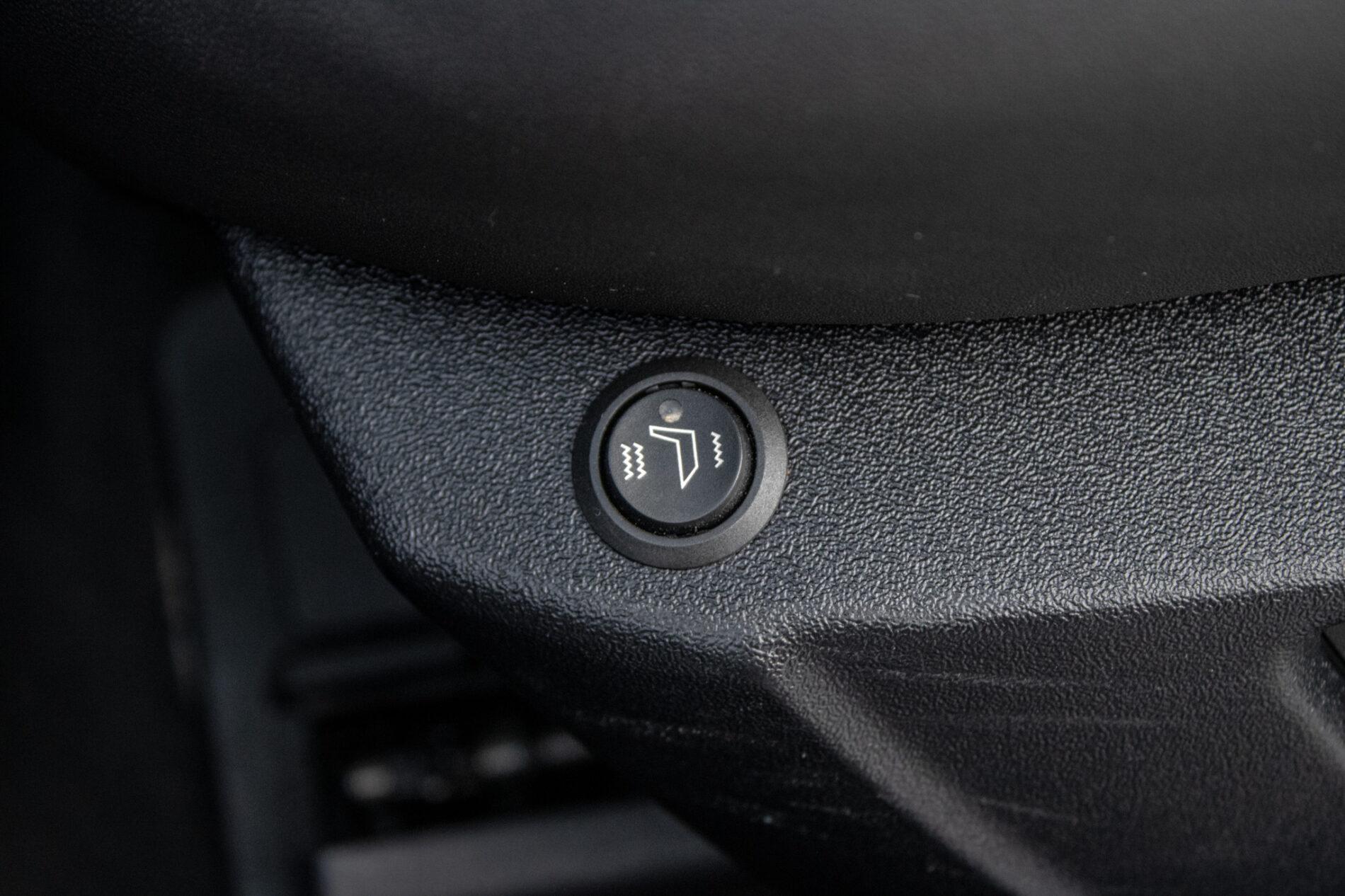 2022 Ford Mustang Mach 1, sivá kupé, 83 631 km