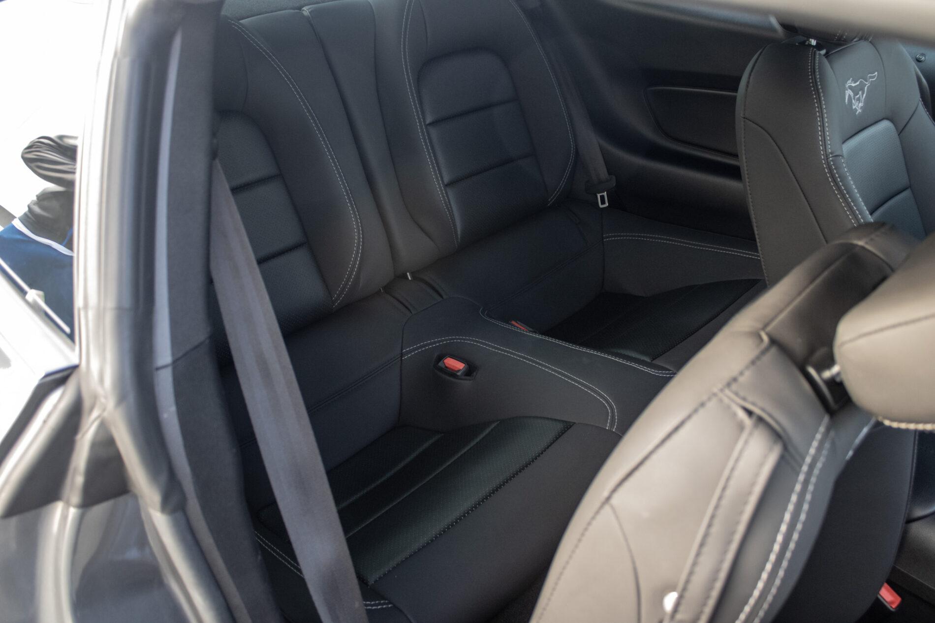 2022 Ford Mustang Mach 1, sivá kupé, 83 631 km