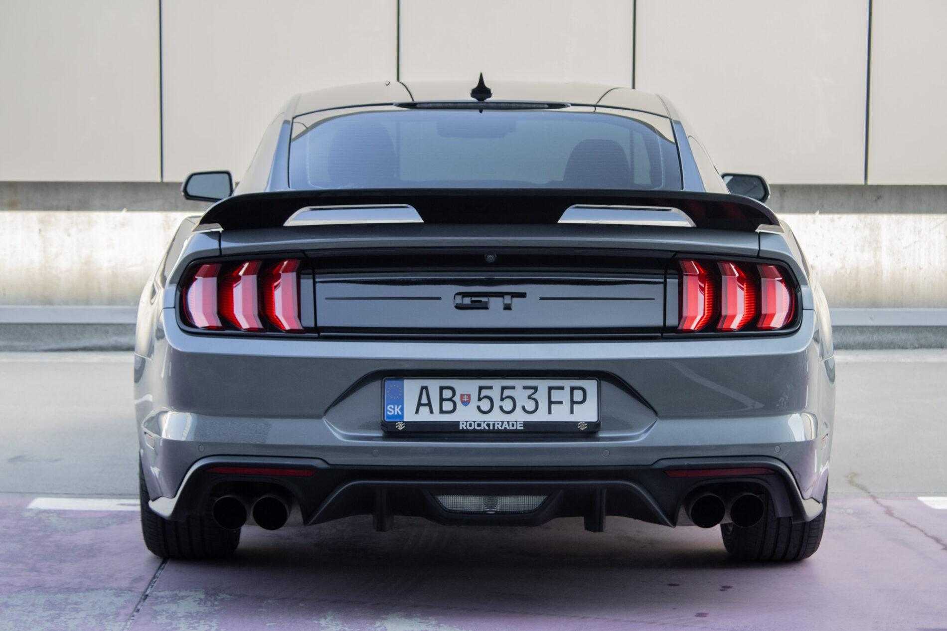 2022 Ford Mustang Mach 1, sivá kupé, 83 631 km