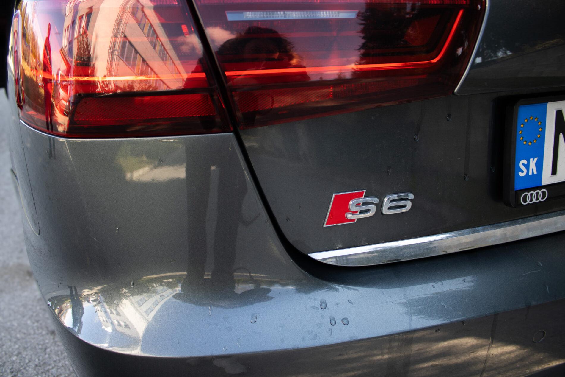 2015 AUDI S6, sivá sedan, 184 000 km
