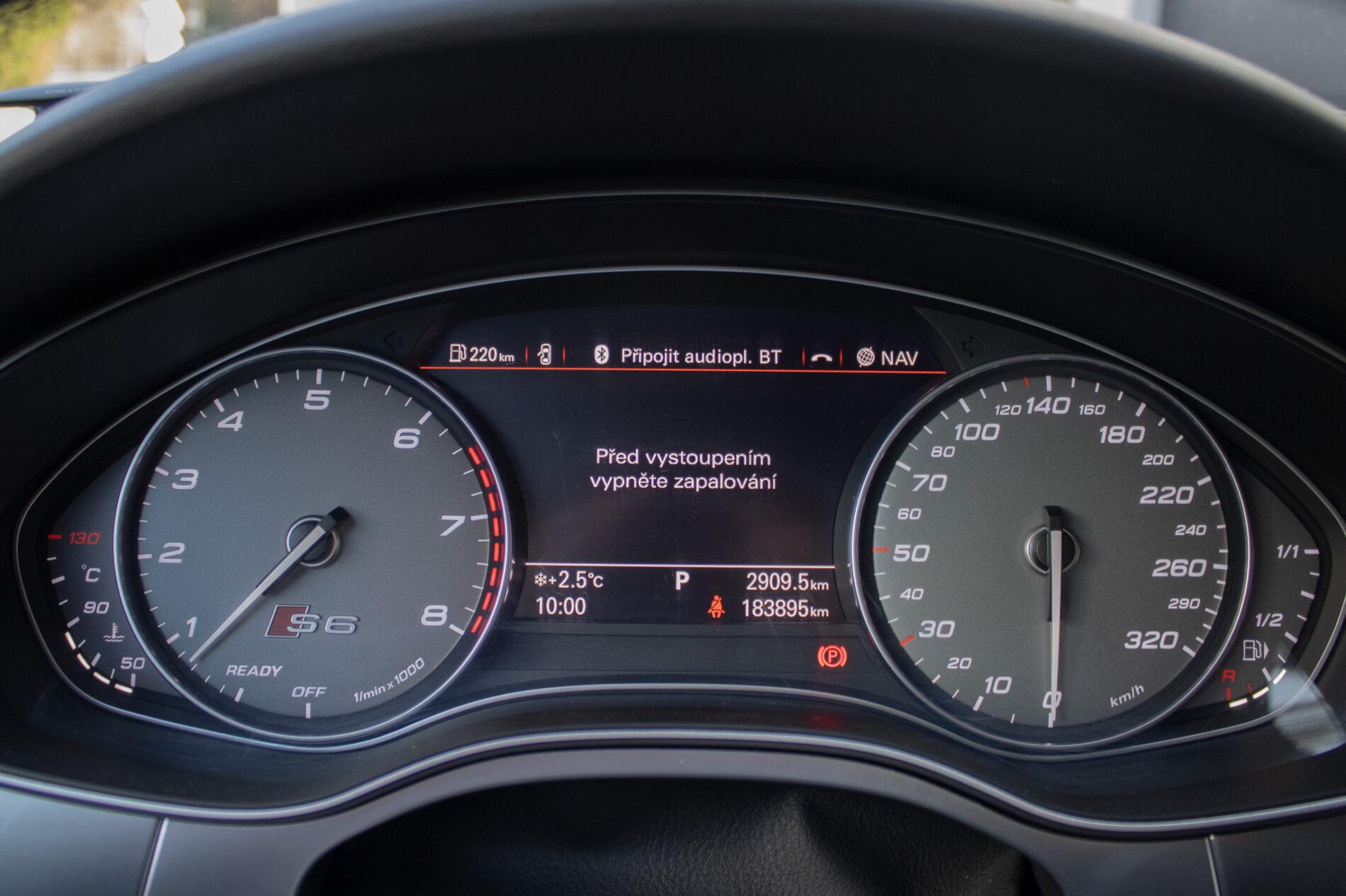 2015 AUDI S6, sivá sedan, 184 000 km