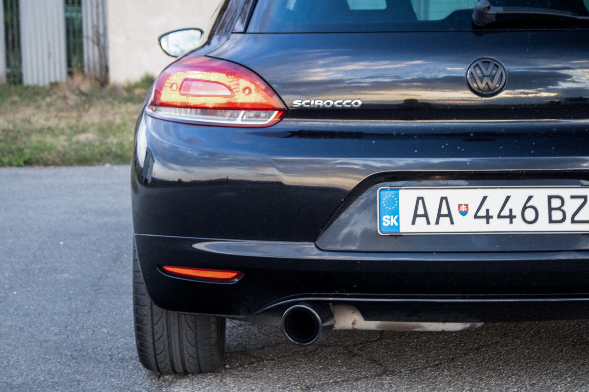 2008 Volkswagen Scirocco, čierna kupé, 201 883 km