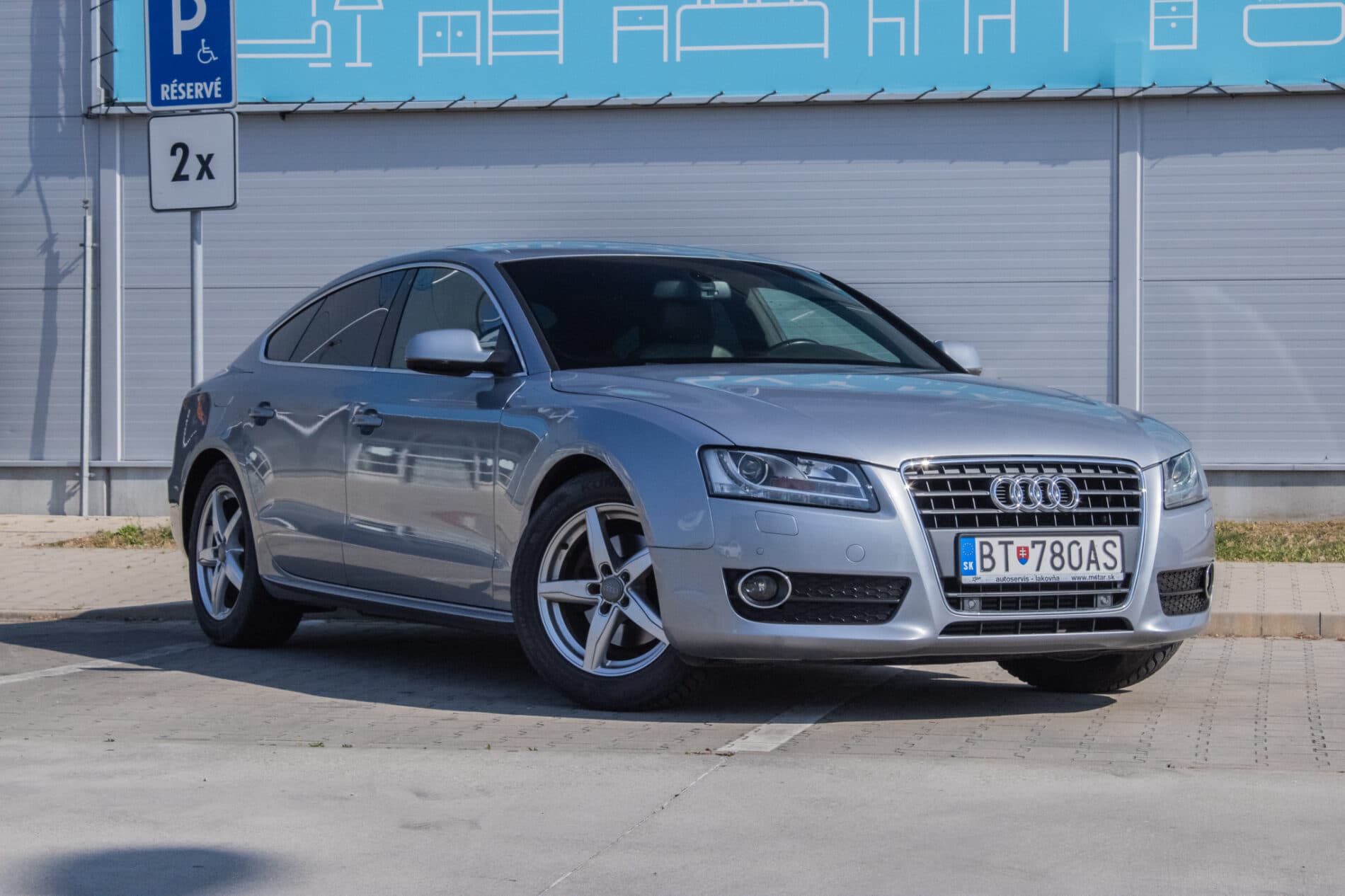 2011 AUDI A5, sivá kupé, 244 879 km