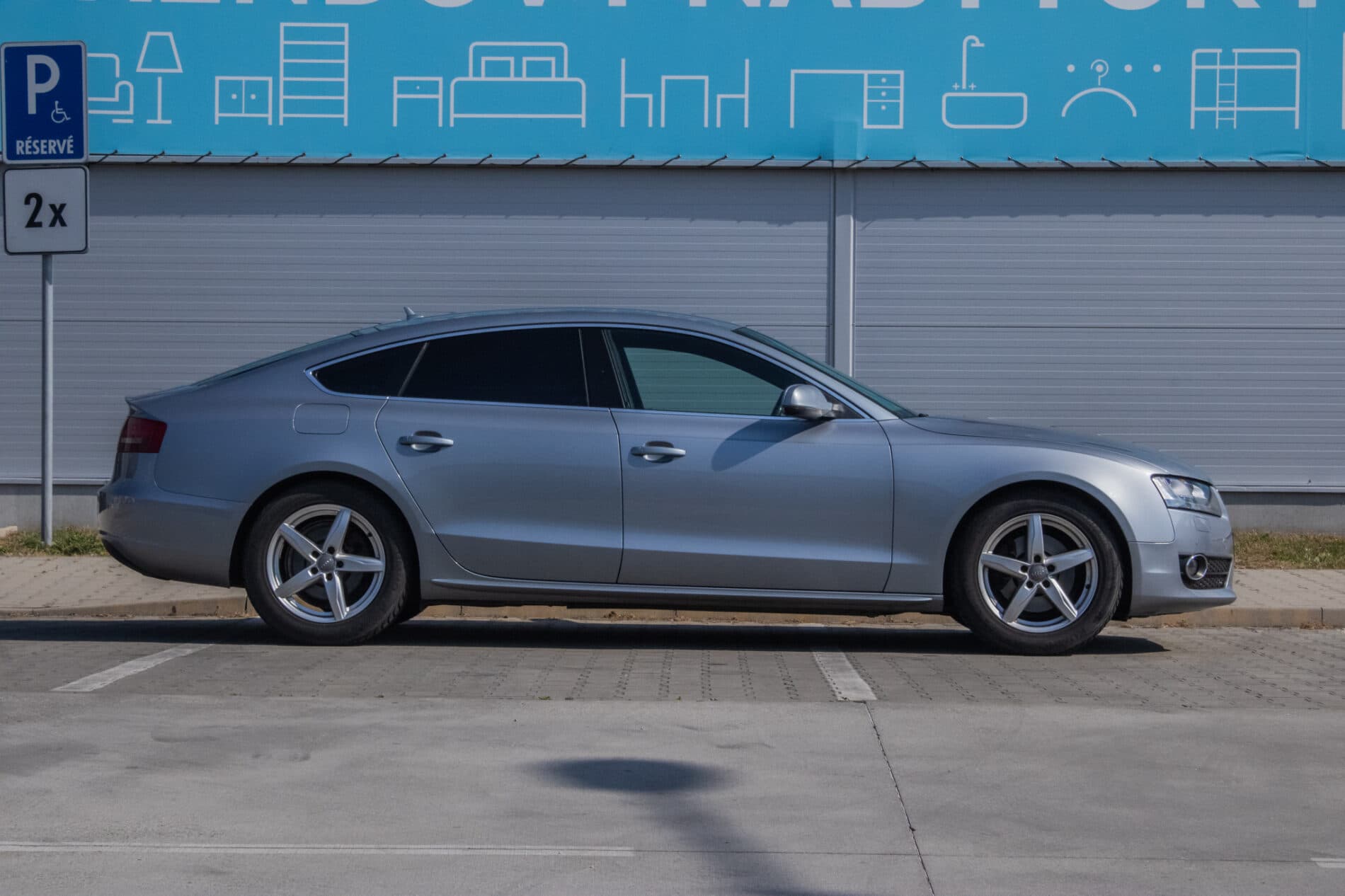 2011 AUDI A5, sivá kupé, 244 879 km