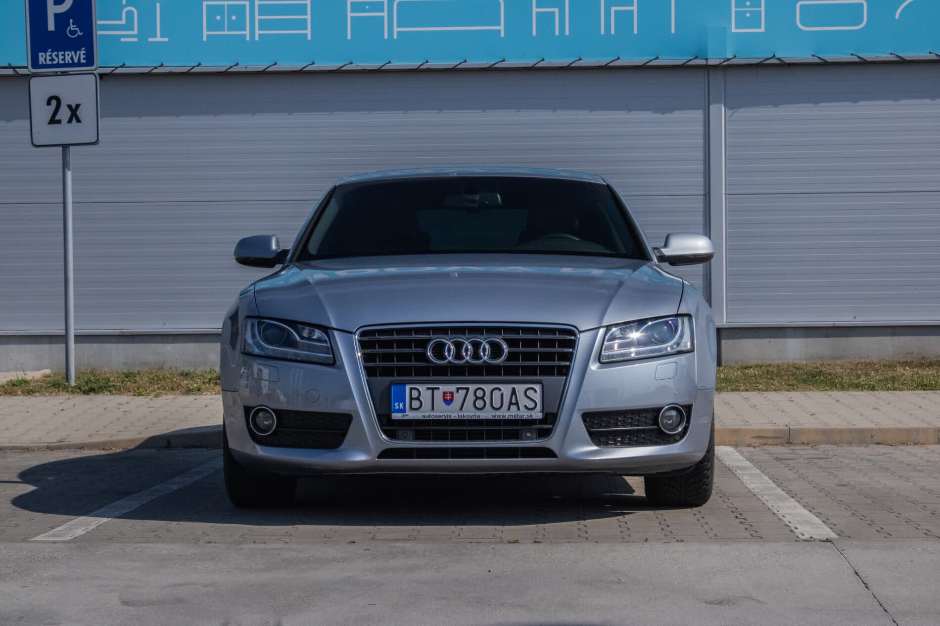 2011 AUDI A5, sivá kupé, 244 879 km