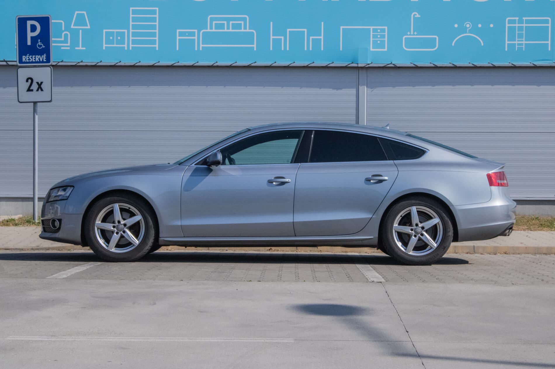 2011 AUDI A5, sivá kupé, 244 879 km