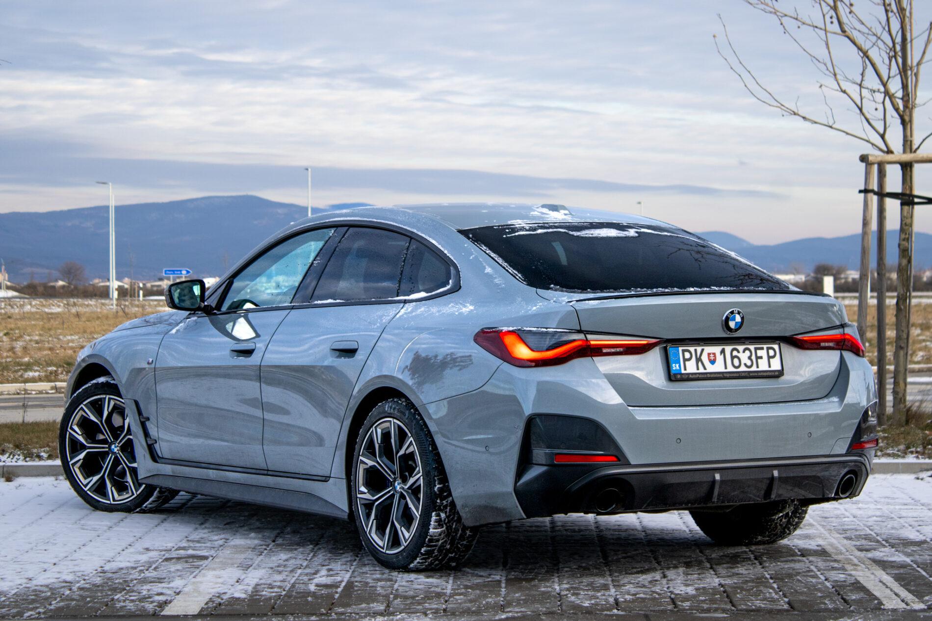 2022 BMW 430i, sivá kupé, 82 471 km