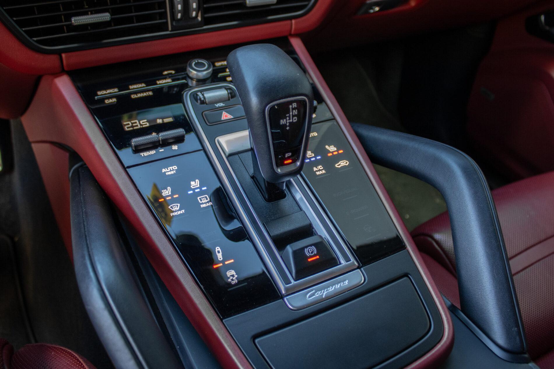 2018 Porsche Cayenne S, čierna suv, 168 000 km
