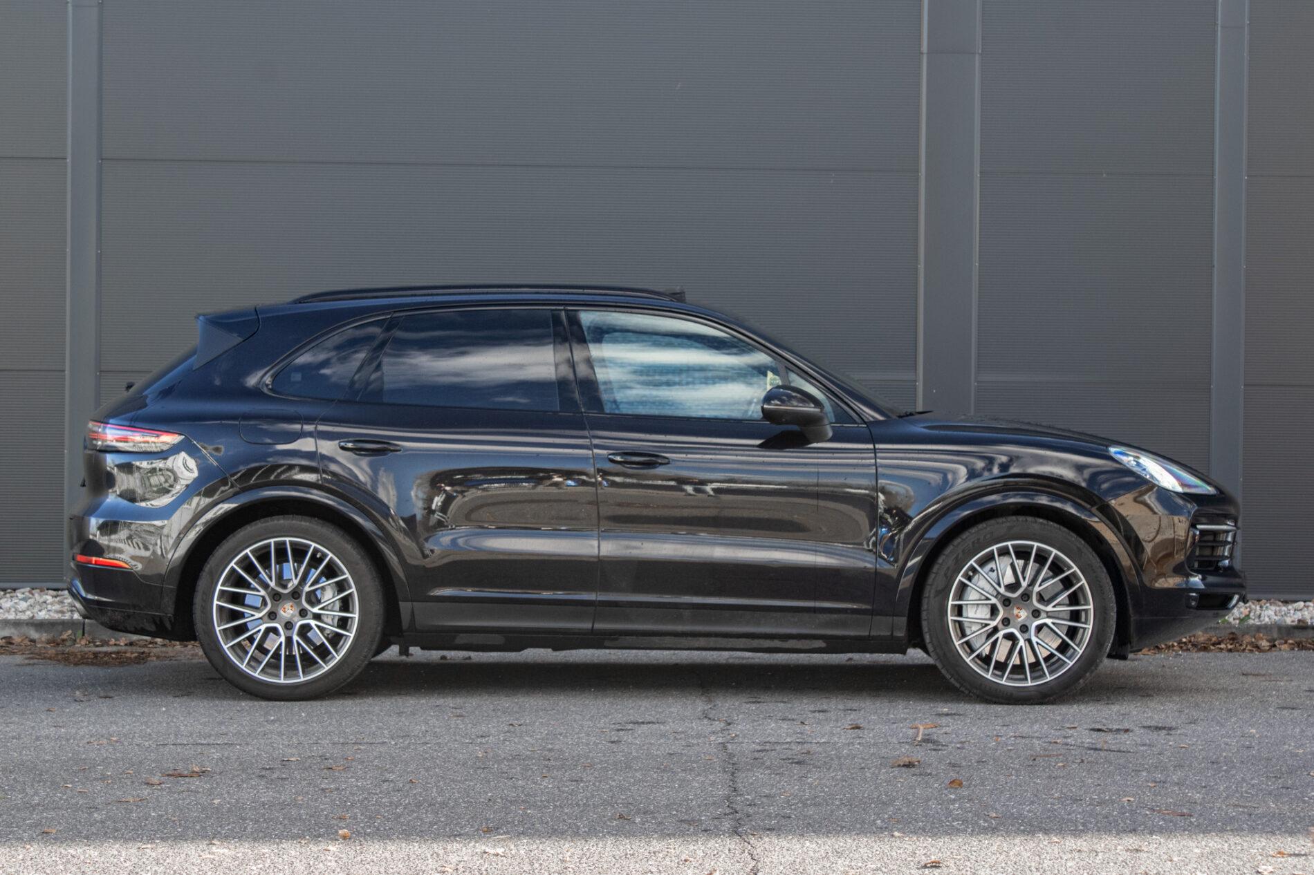 2018 Porsche Cayenne S, čierna suv, 168 000 km