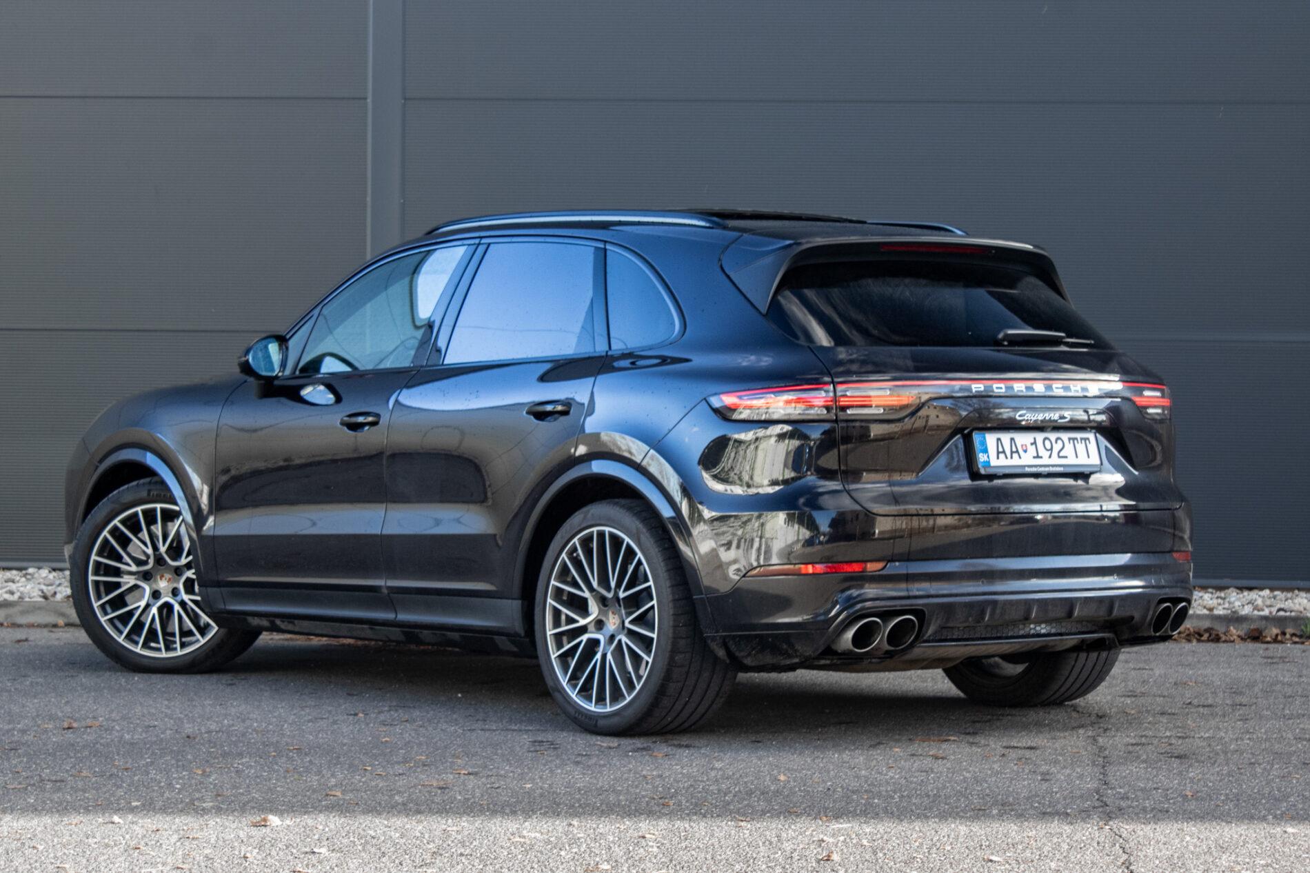 2018 Porsche Cayenne S, čierna suv, 168 000 km