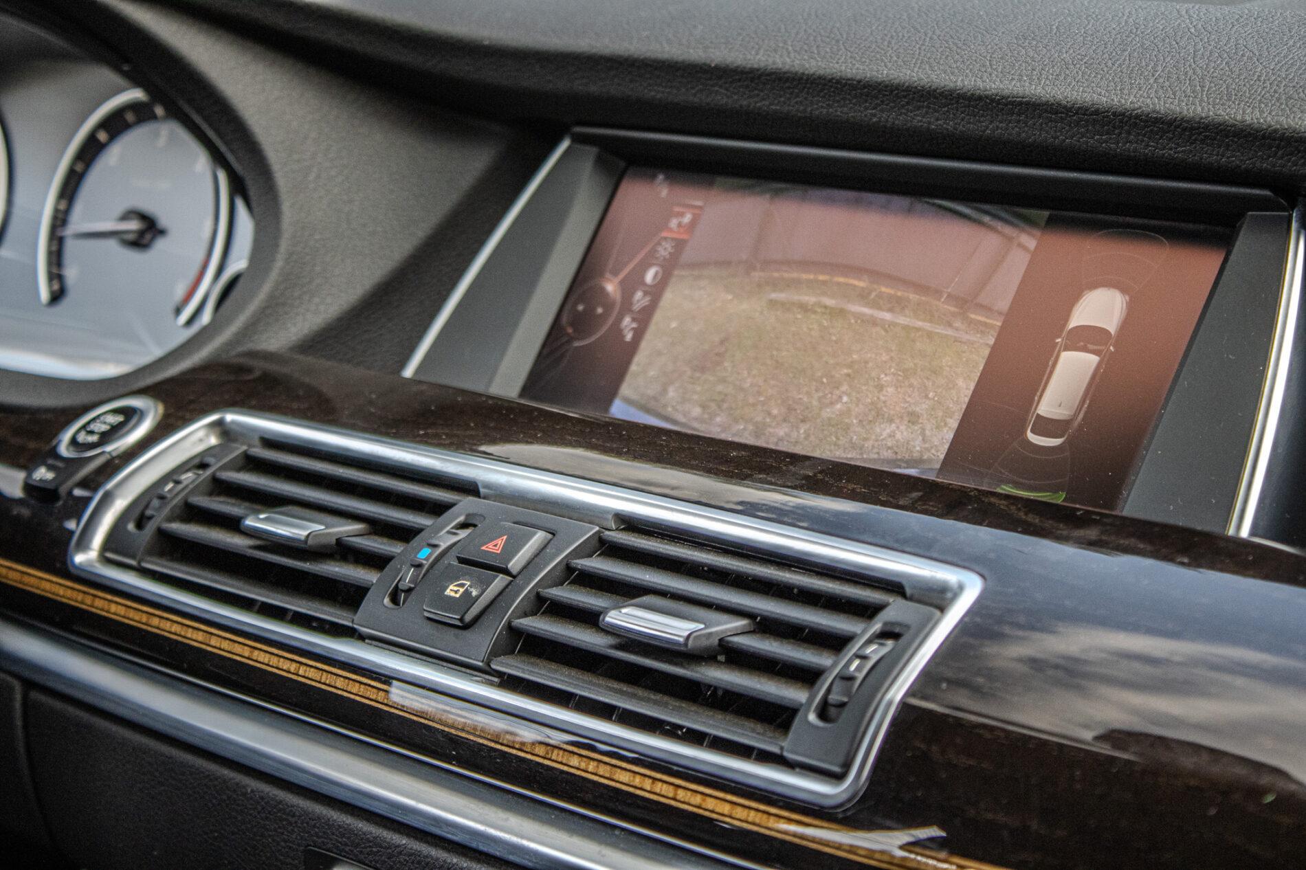 2016 BMW 530d, čierna, 258 656 km