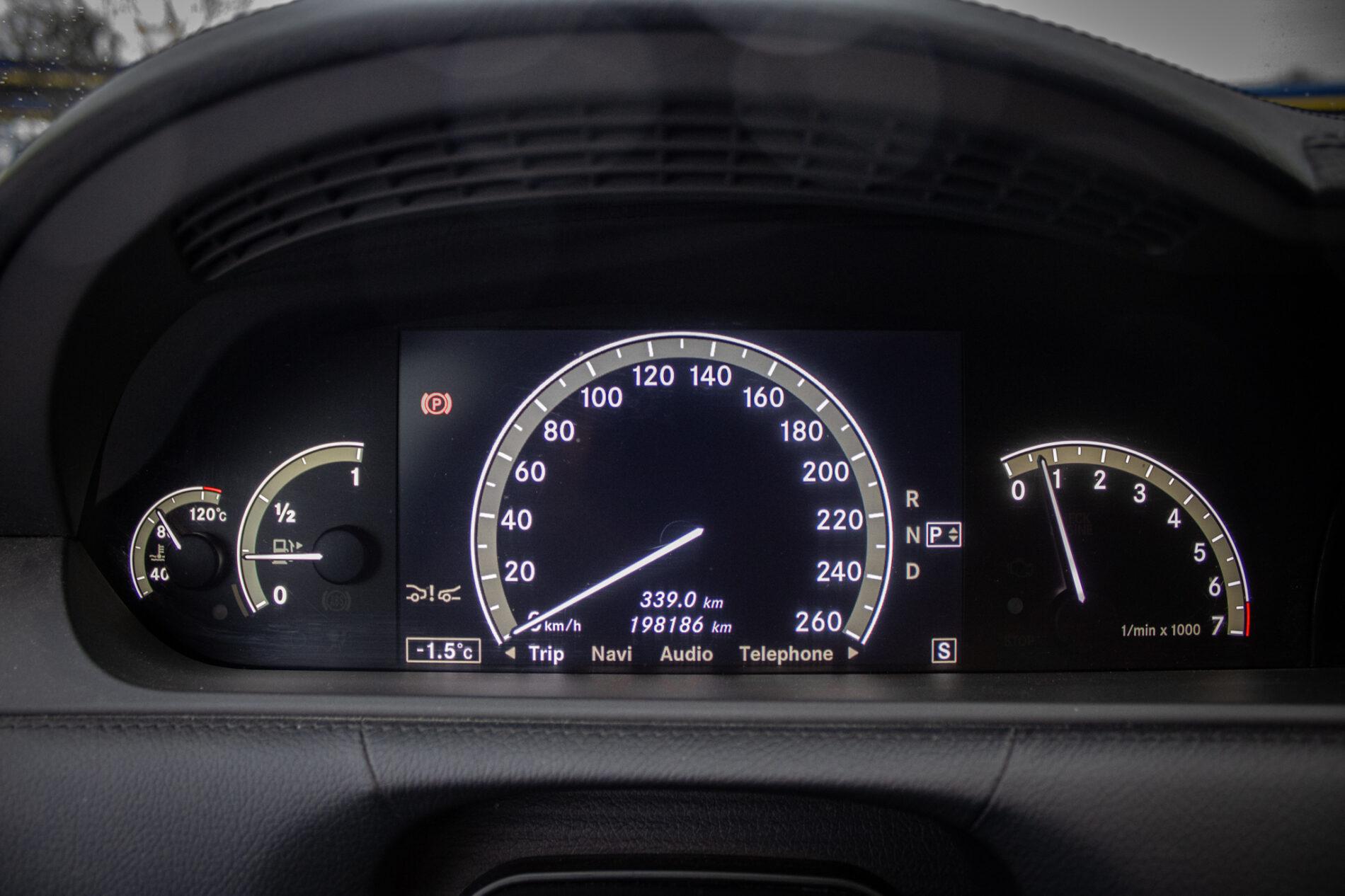 2008 Mercedes-Benz CL 500, čierna kupé, 198 186 km