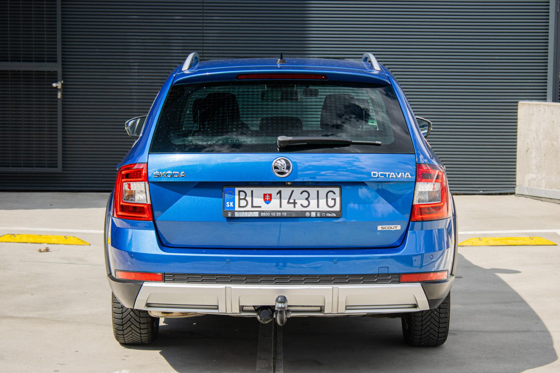 2014 Skoda Octavia RS, modrá kombi, 268 807 km