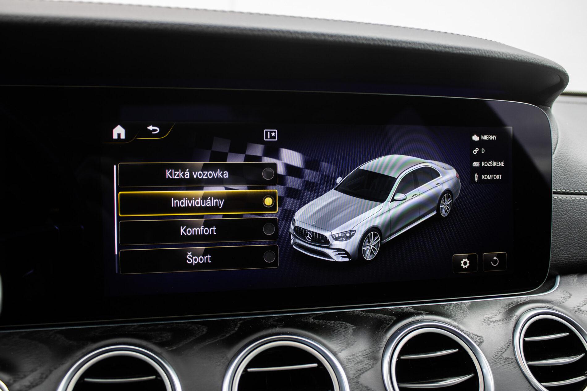 2020 Mercedes-Benz E 53 AMG, čierna sedan, 85 274 km