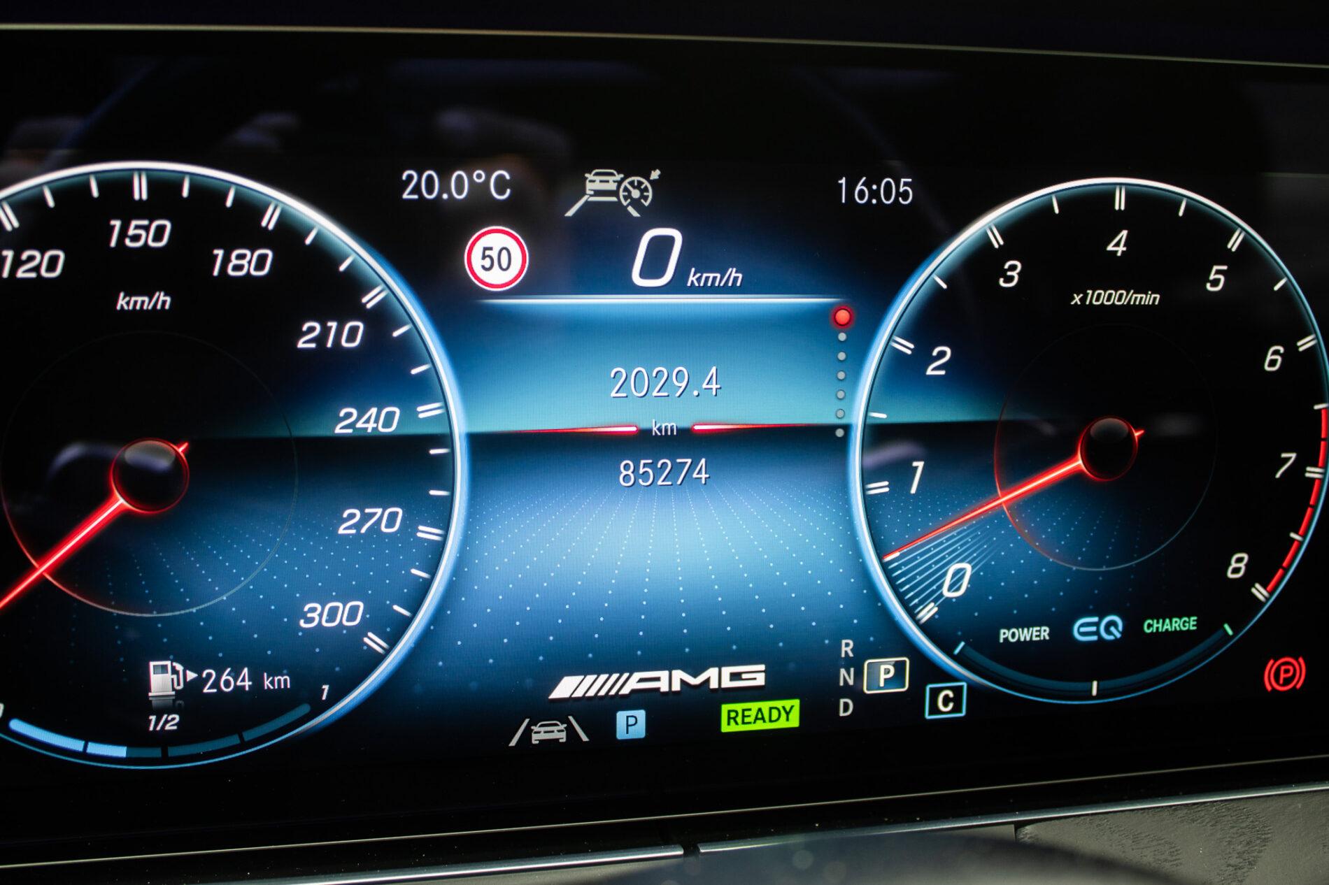 2020 Mercedes-Benz E 53 AMG, čierna sedan, 85 274 km