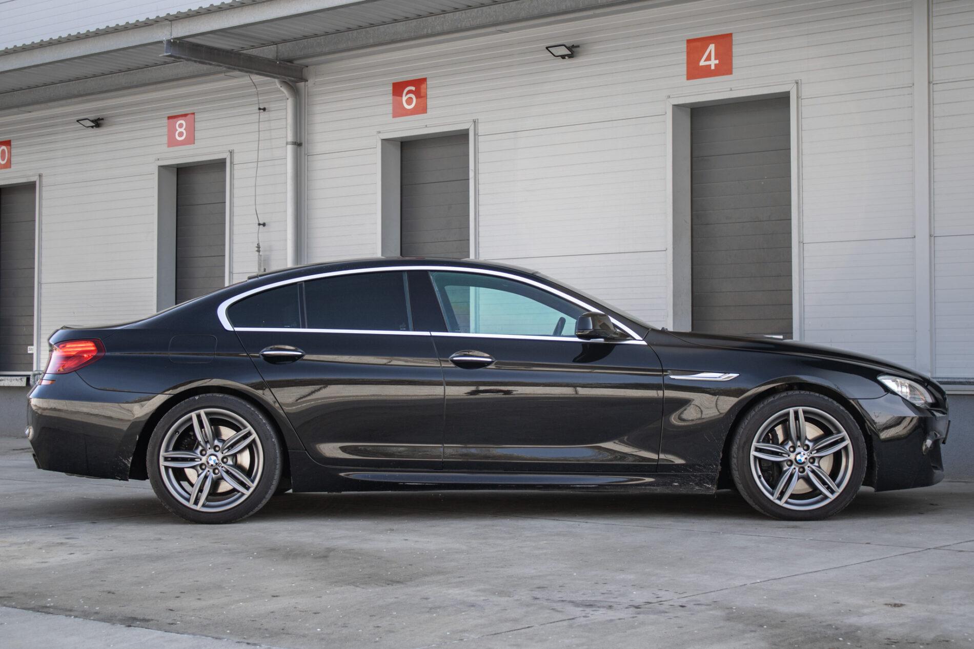 2012 BMW 650i, čierna kupé, 213 000 km
