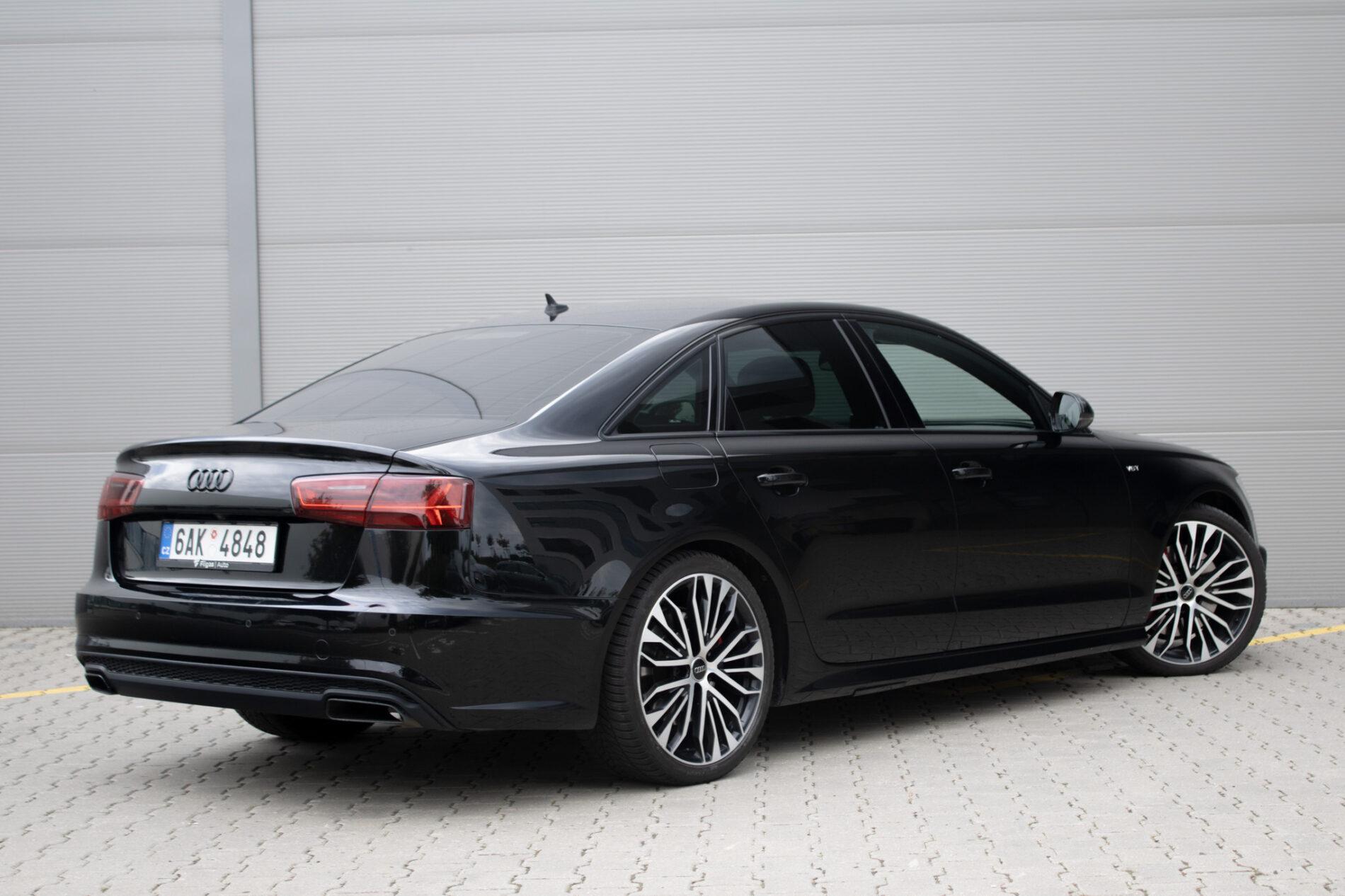 2017 AUDI A6, čierna sedan, 199 500 km