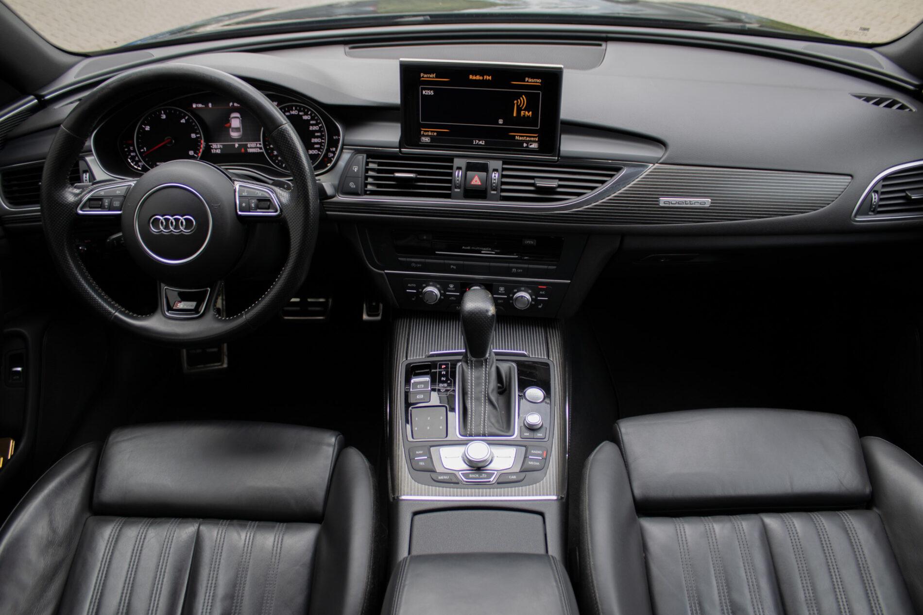 2017 AUDI A6, čierna sedan, 199 500 km