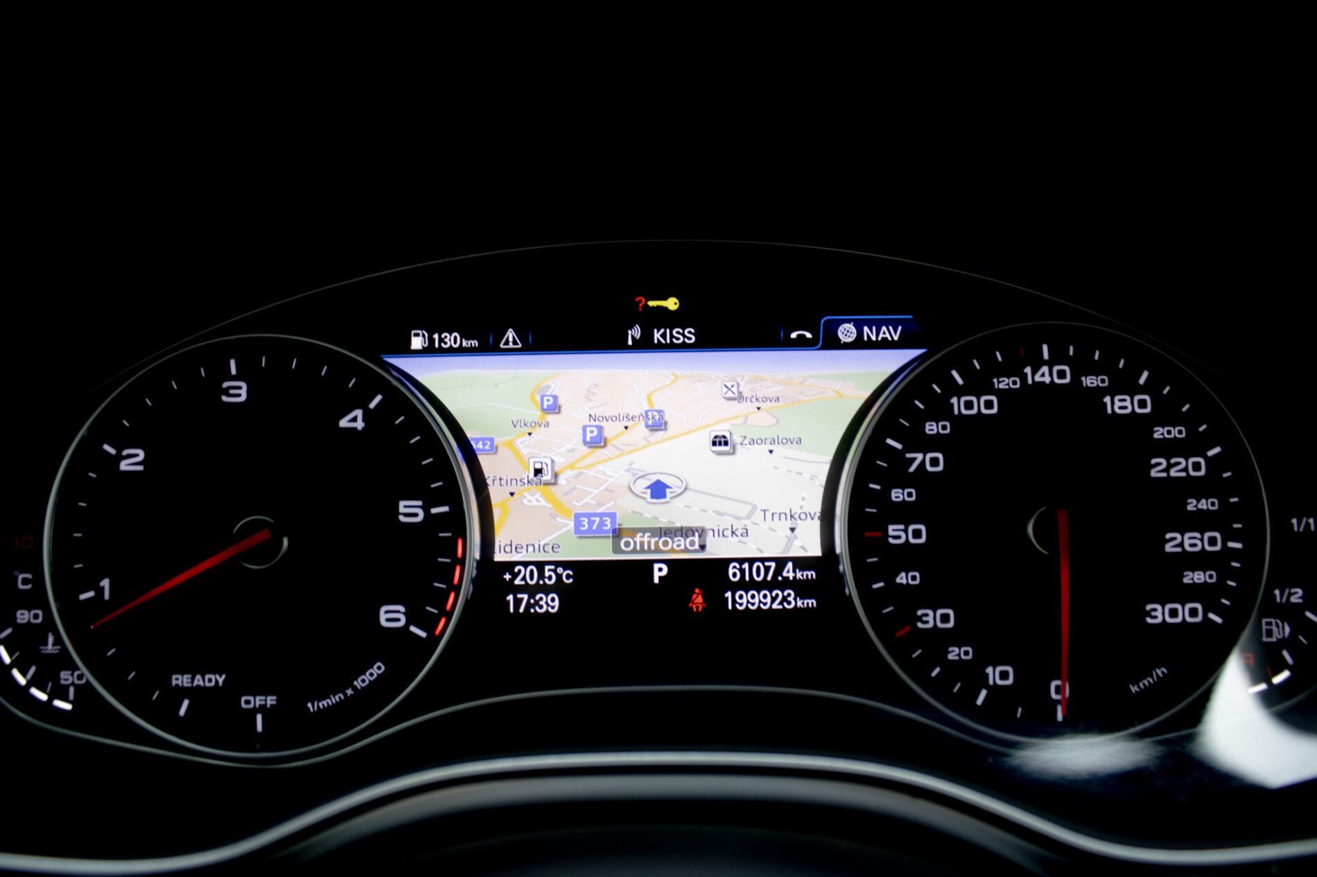 2017 AUDI A6, čierna sedan, 199 500 km