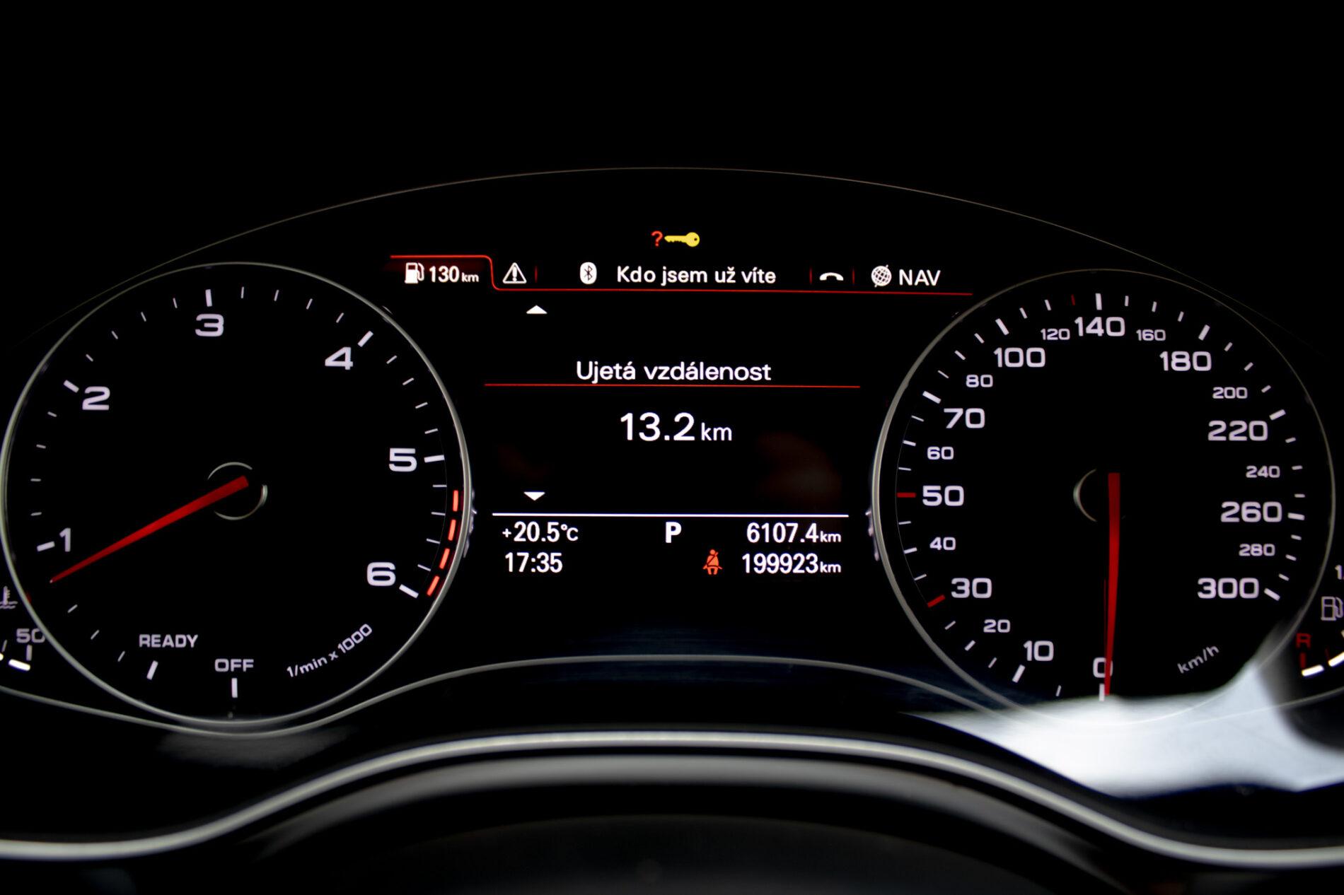 2017 AUDI A6, čierna sedan, 199 500 km