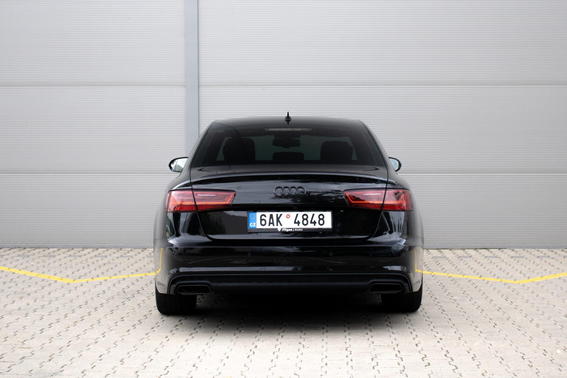 2017 AUDI A6, čierna sedan, 199 500 km