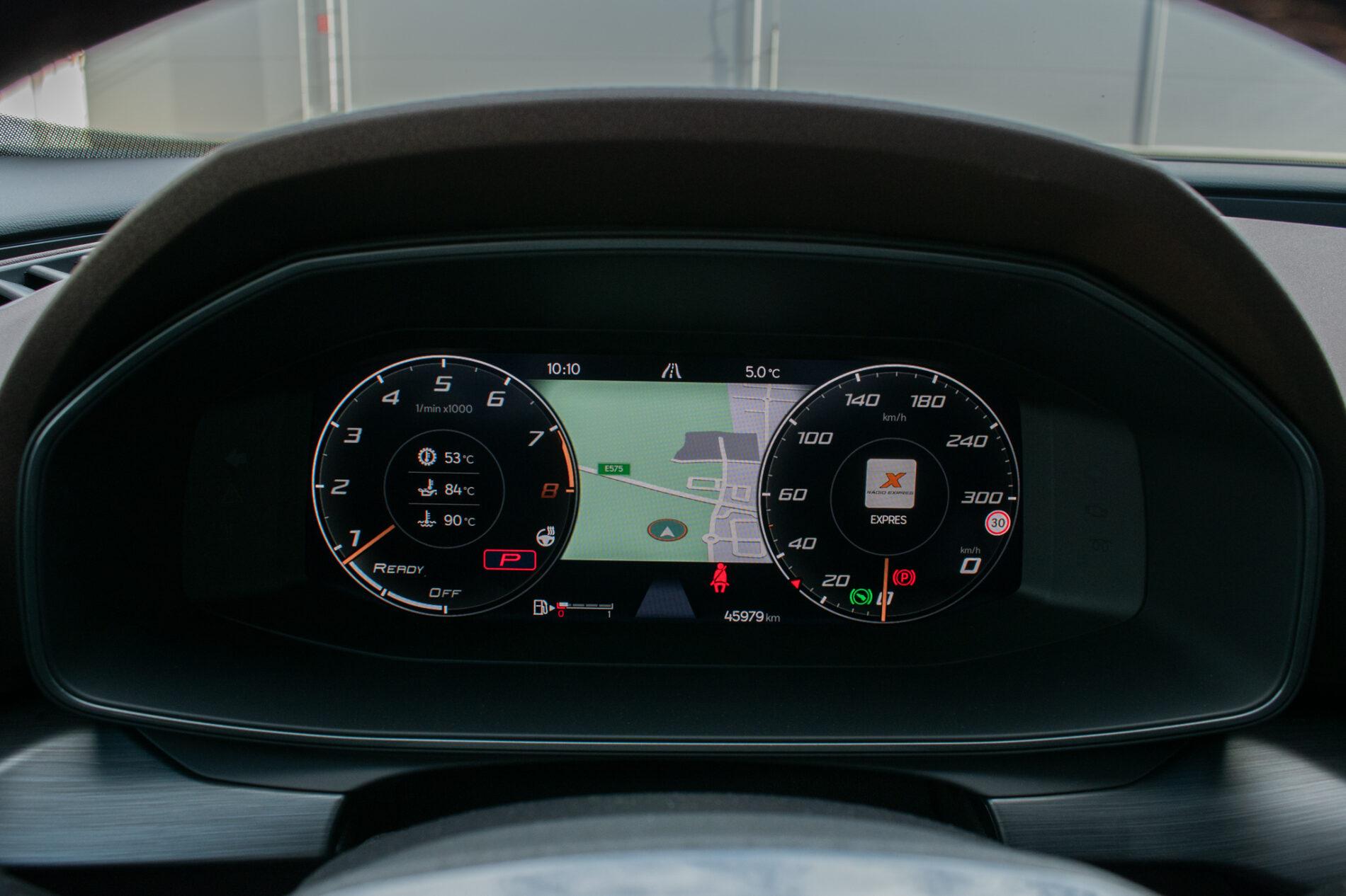 2022 Cupra Formentor VZ5, sivá suv, 45 979 km