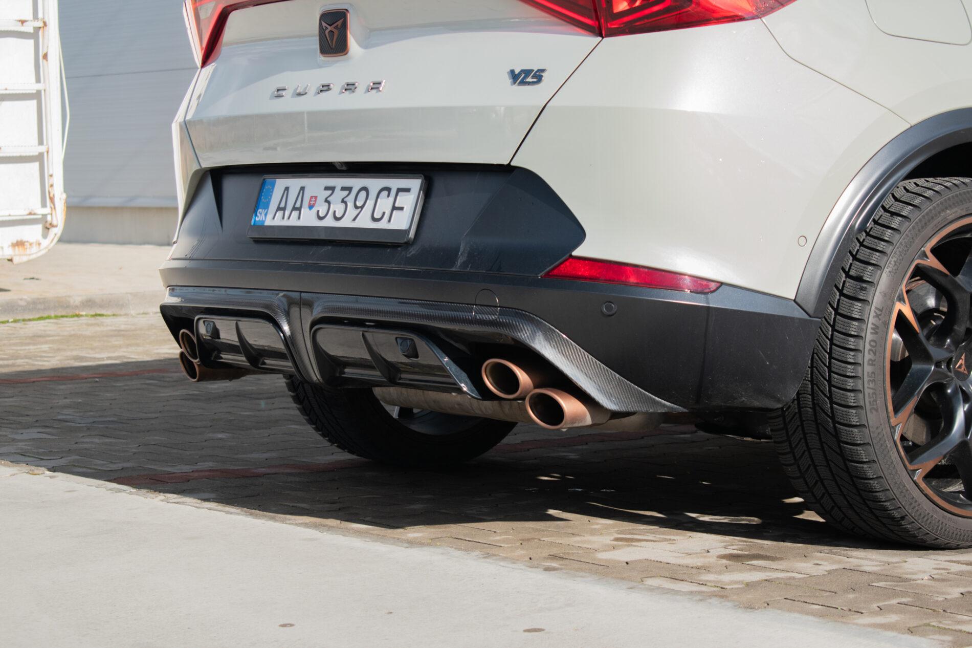2022 Cupra Formentor VZ5, sivá suv, 45 979 km