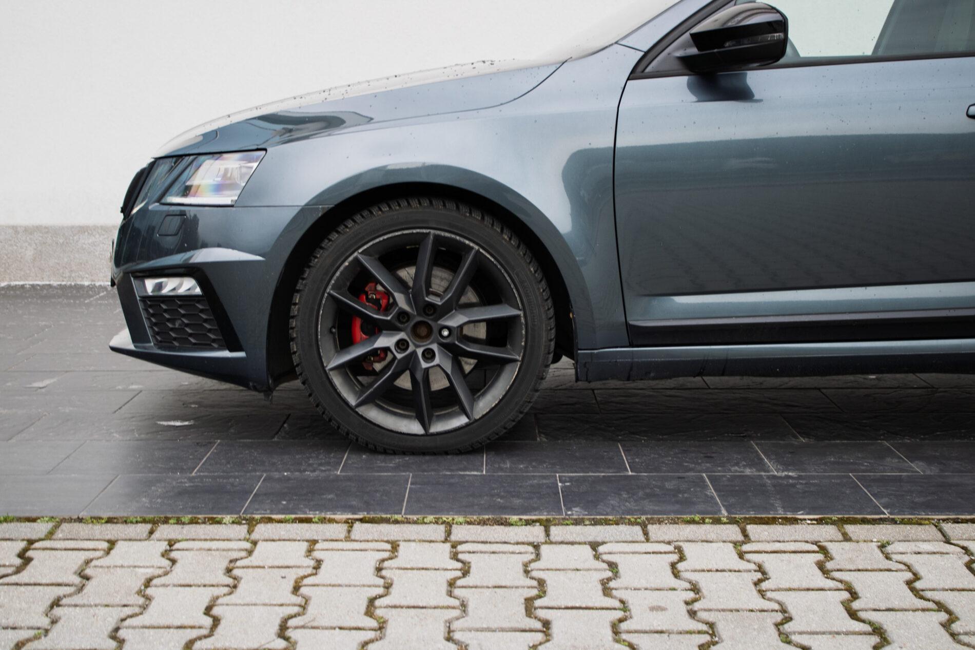 2017 Skoda Octavia RS, sivá kombi, 192 310 km