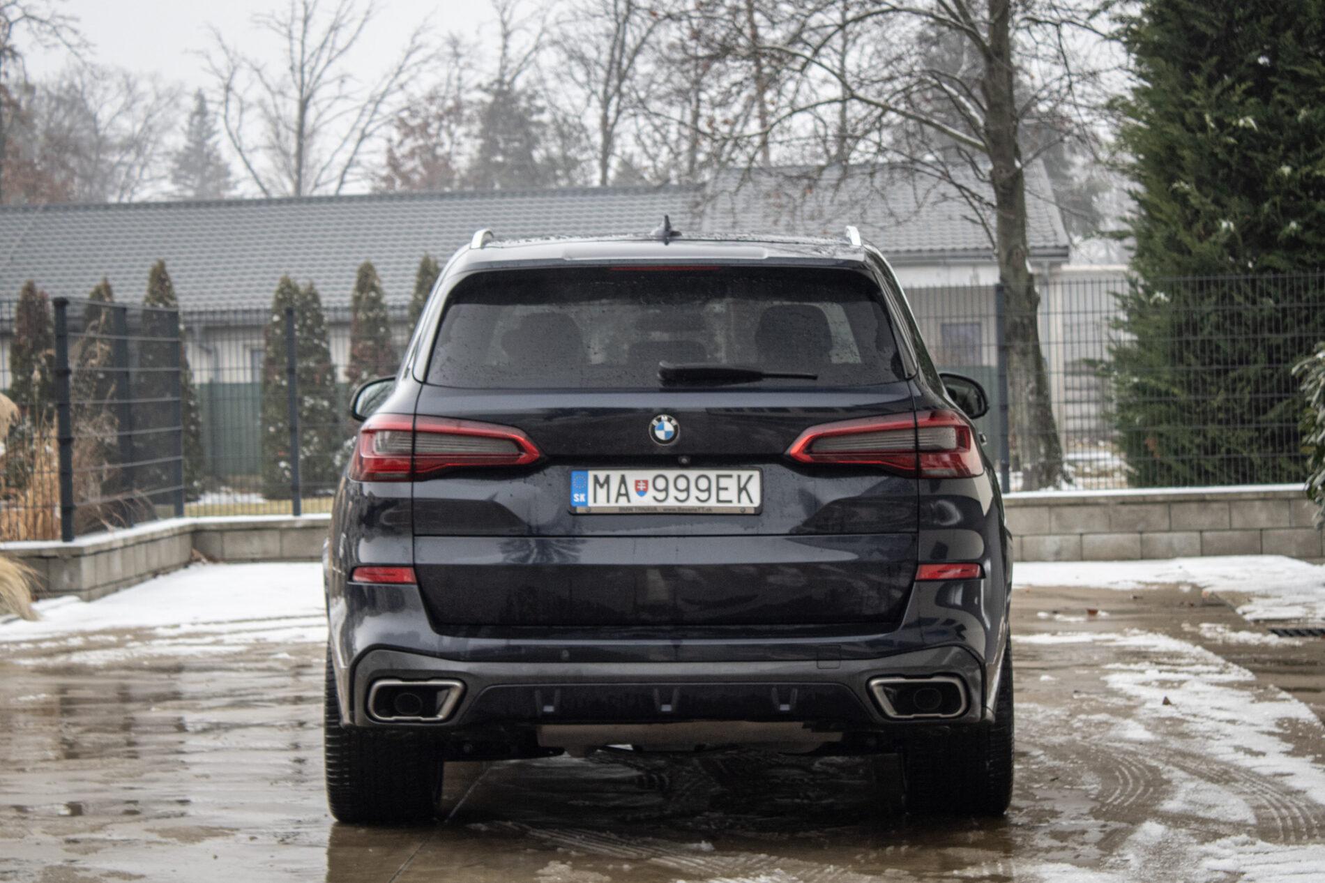 2019 BMW X5 M50d, čierna suv, 183 178 km