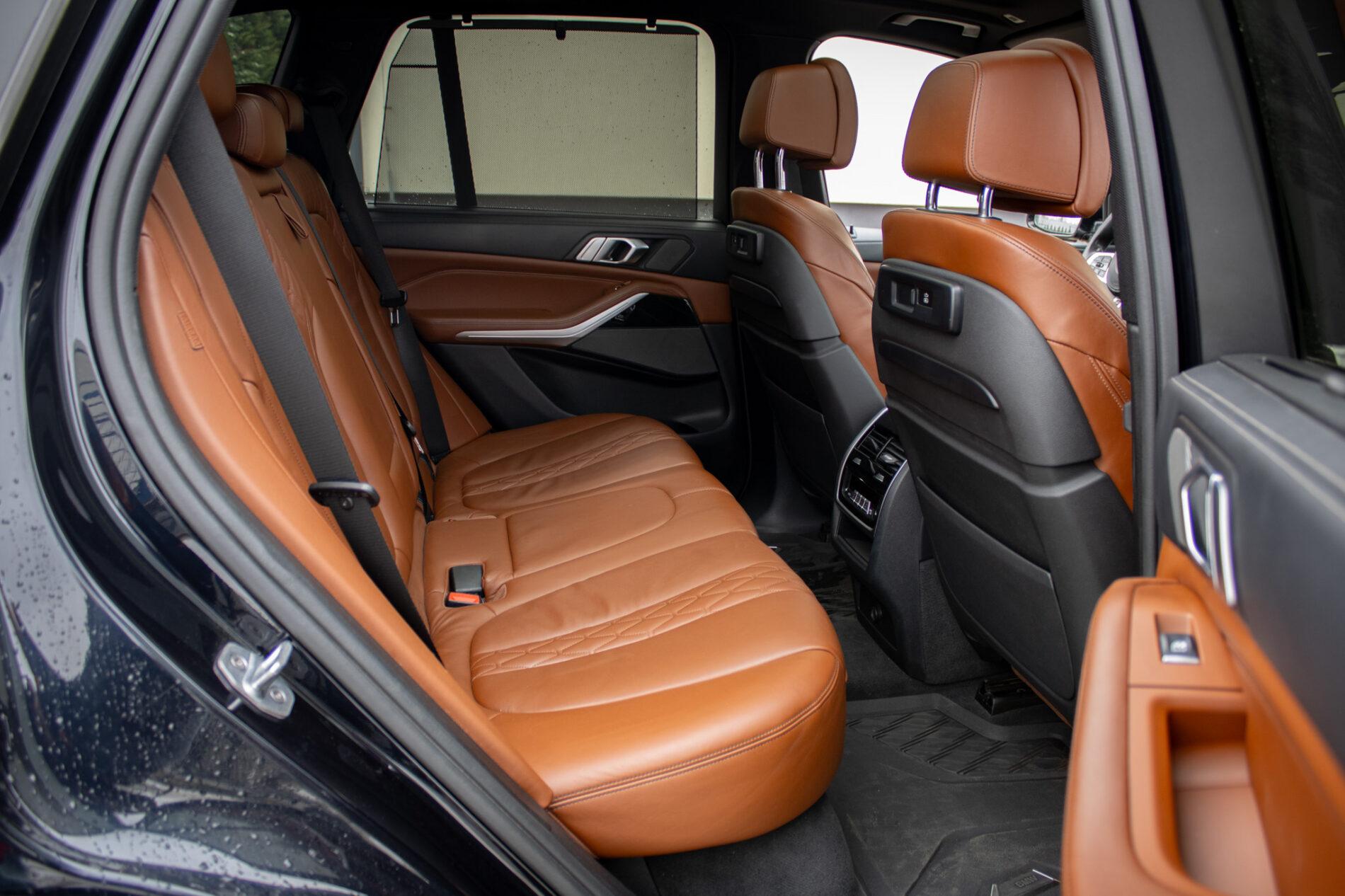 2019 BMW X5 M50d, čierna suv, 183 178 km