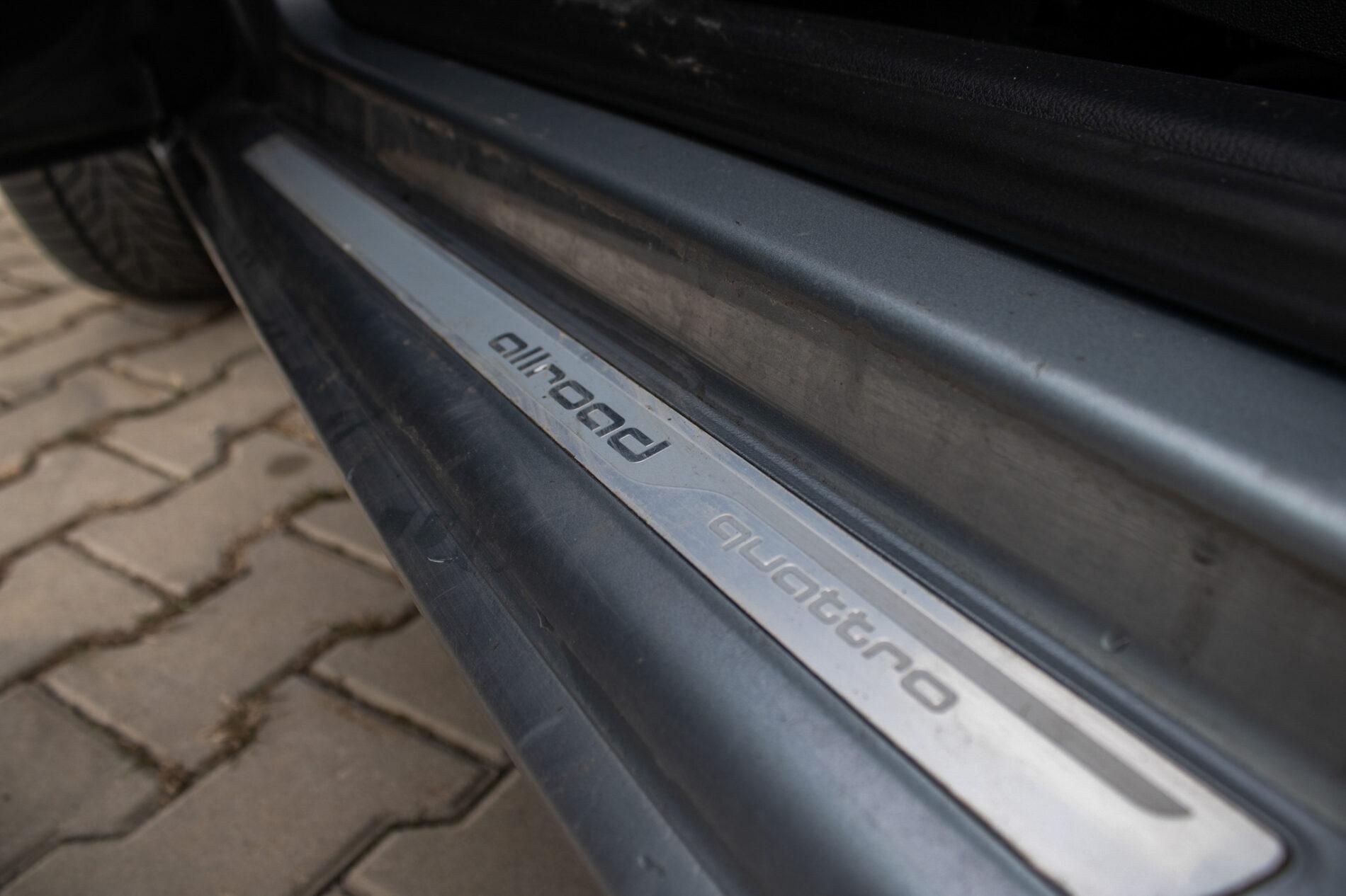 2008 AUDI A6, sivá kombi, 322 480 km