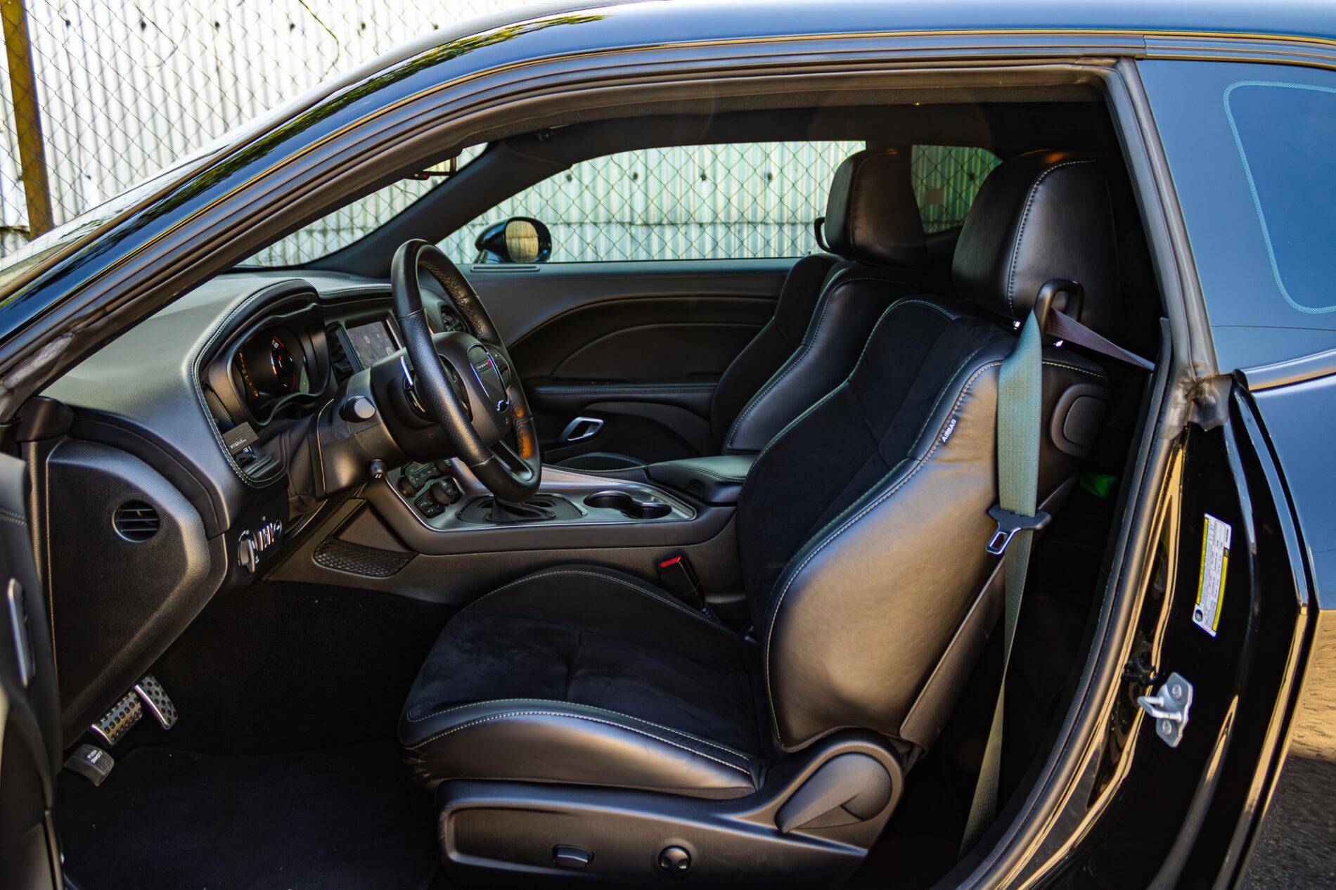 2023 Dodge Challenger, čierna kupé, 14 110 km