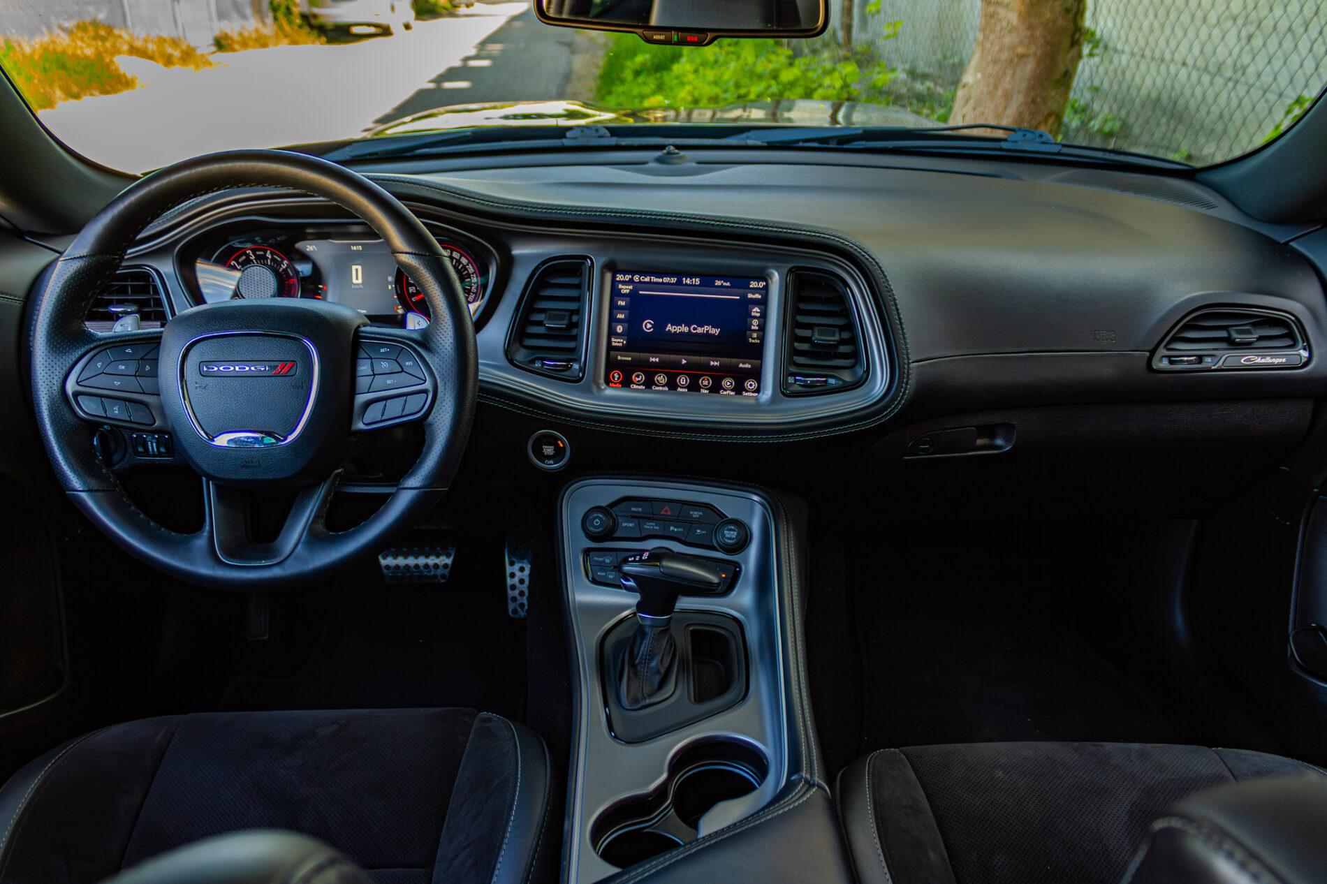 2023 Dodge Challenger, čierna kupé, 14 110 km