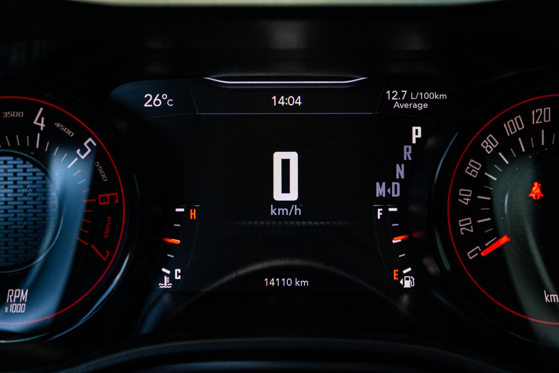 2023 Dodge Challenger, čierna kupé, 14 110 km