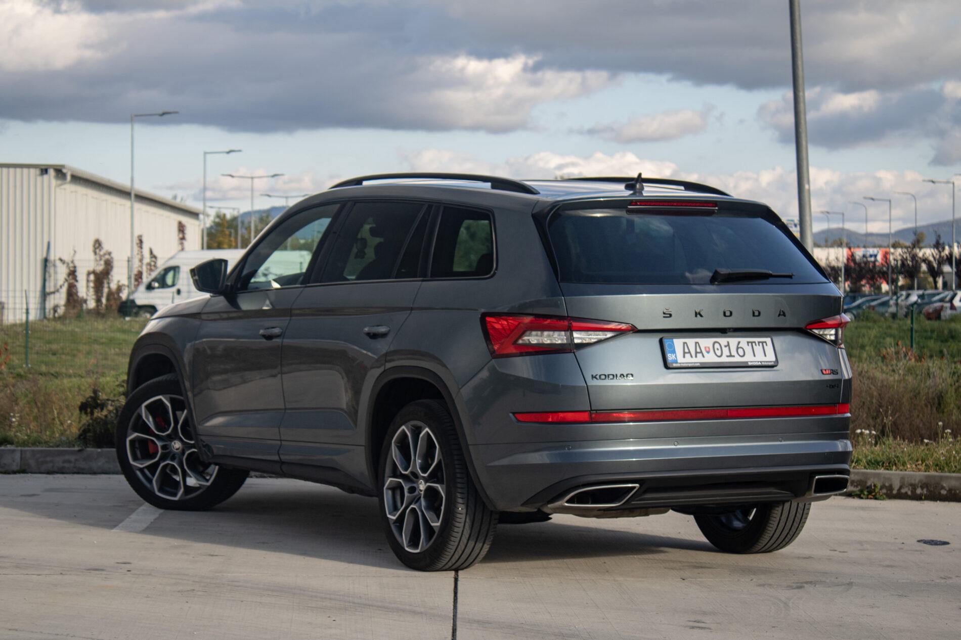 2020 Skoda Kodiaq RS, sivá suv, 131 224 km