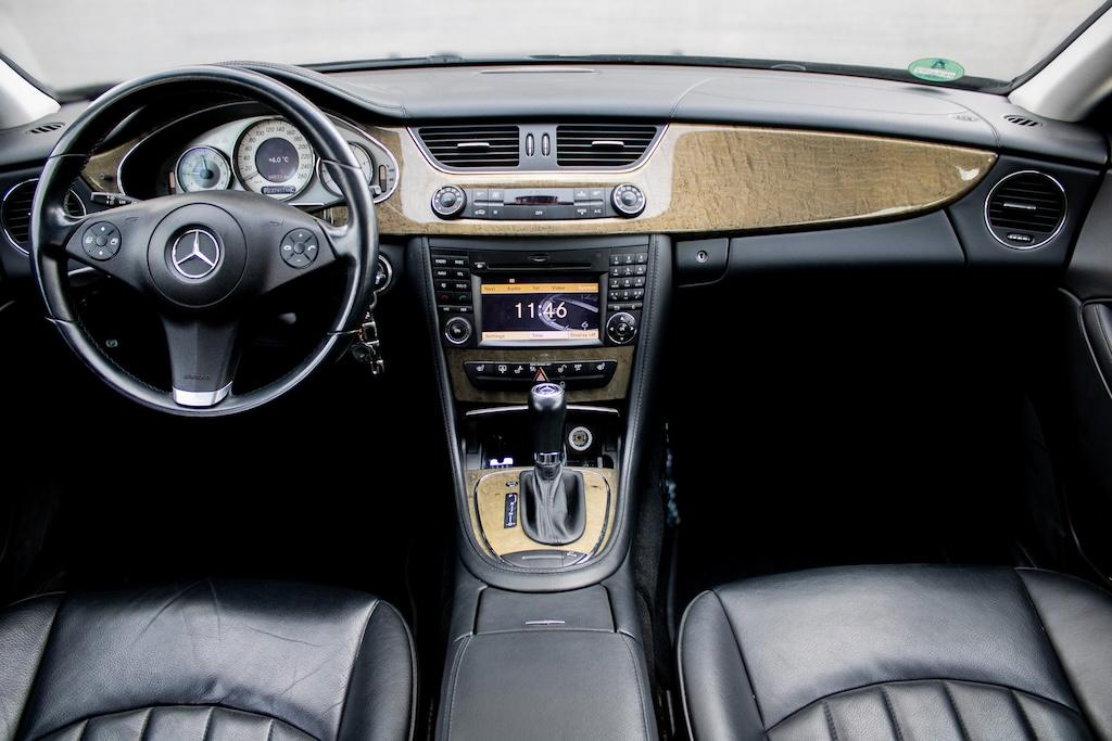 2010 Mercedes-Benz CLS 350 CDI, čierna sedan, 237 417 km