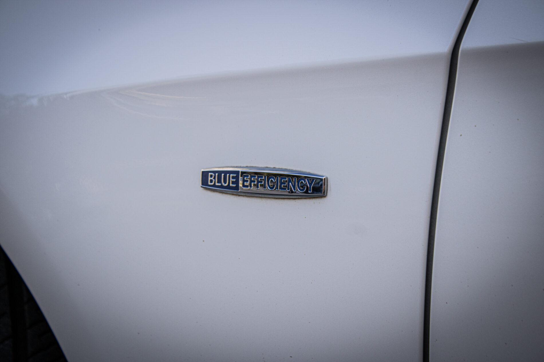 2011 Mercedes-Benz E 300 CDI, biela kombi, 276 846 km