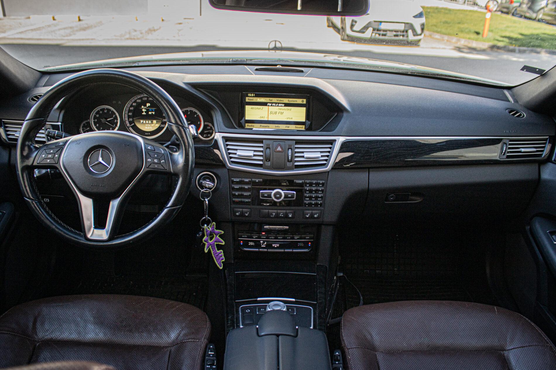 2011 Mercedes-Benz E 300 CDI, biela kombi, 276 846 km