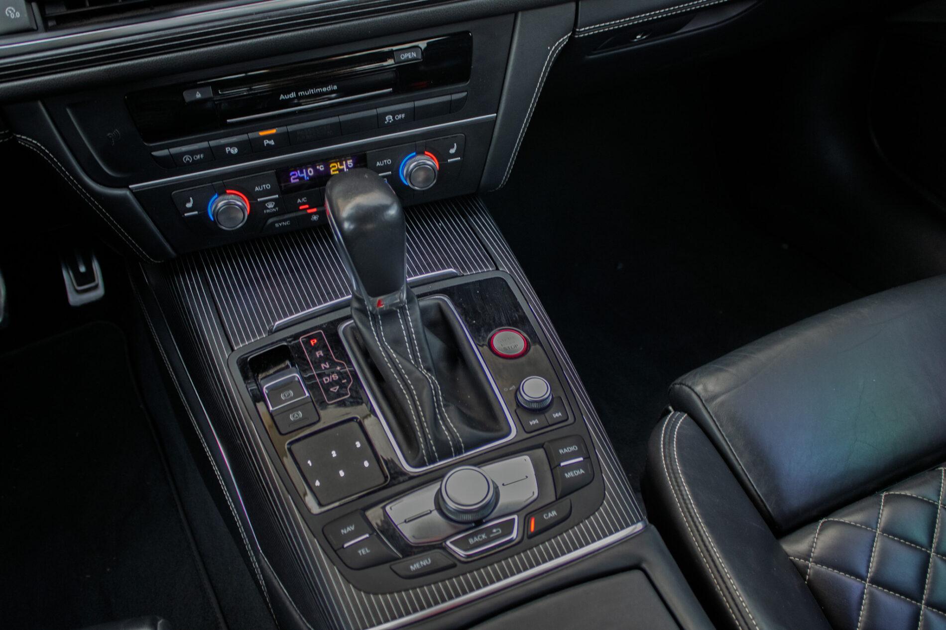 2017 AUDI S6, biela sedan, 168 986 km