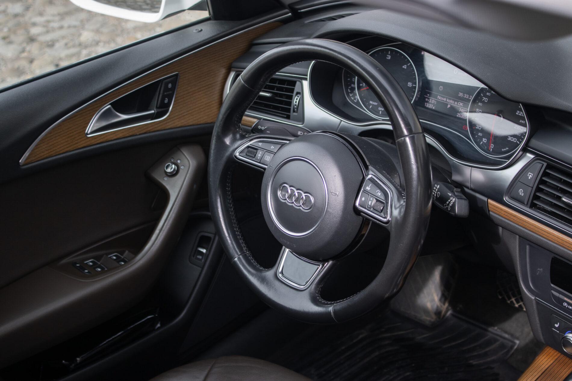 2016 AUDI A6, biela kombi, 253 654 km