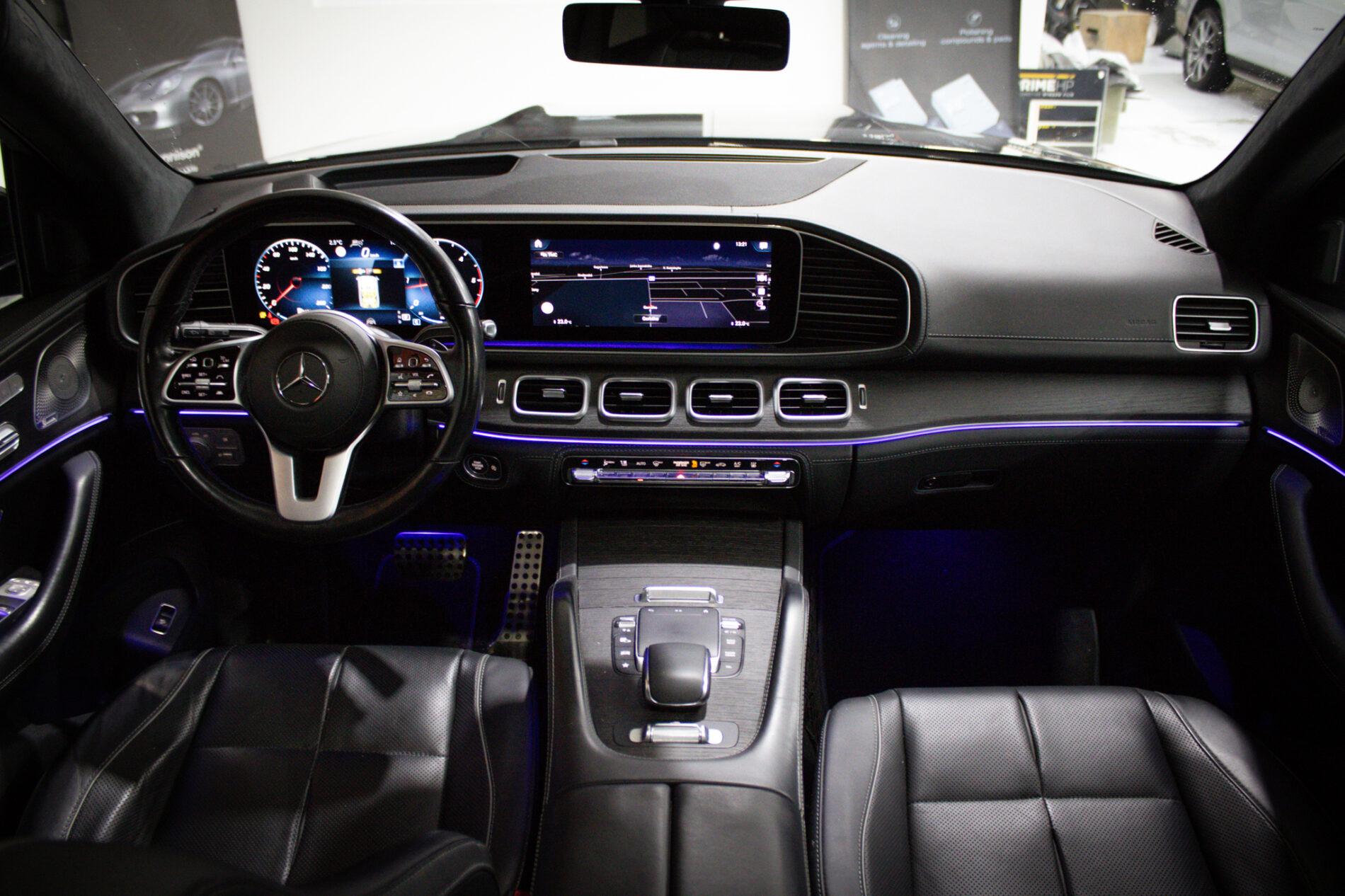 2021 Mercedes-Benz GLS 400d, čierna suv, 79 992 km