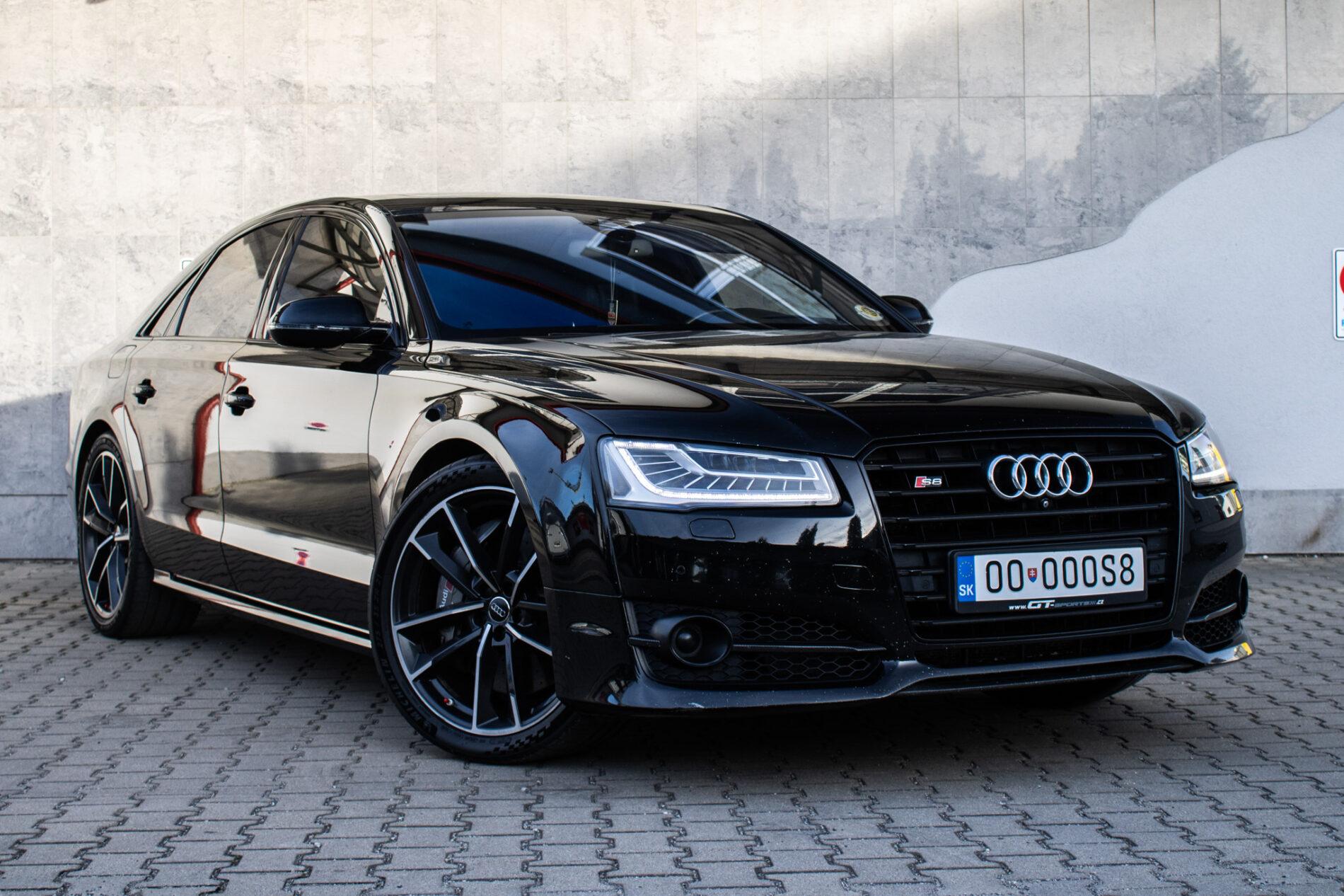 2017 AUDI S8, čierna sedan, 183 235 km