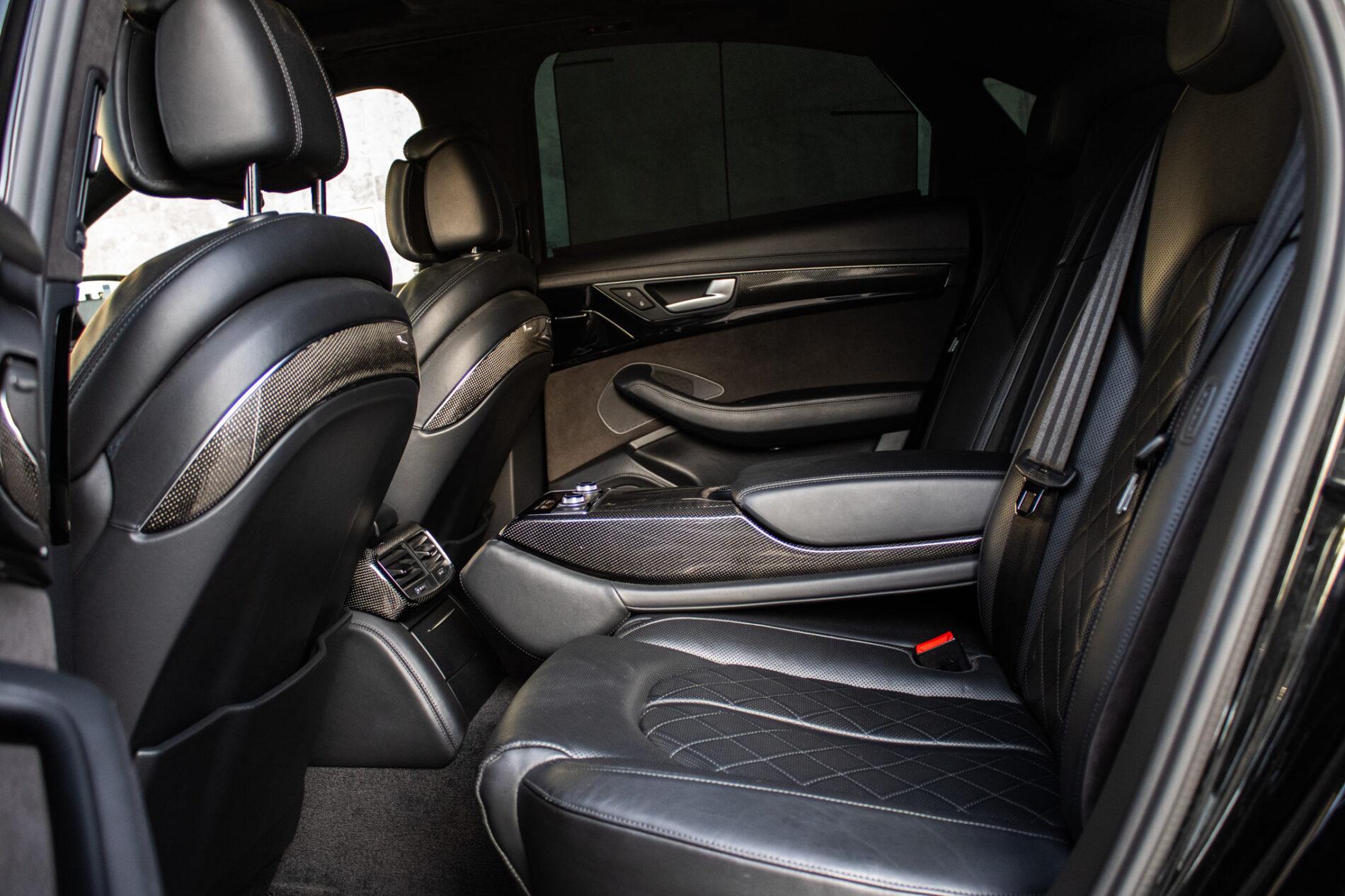 2017 AUDI S8, čierna sedan, 183 235 km