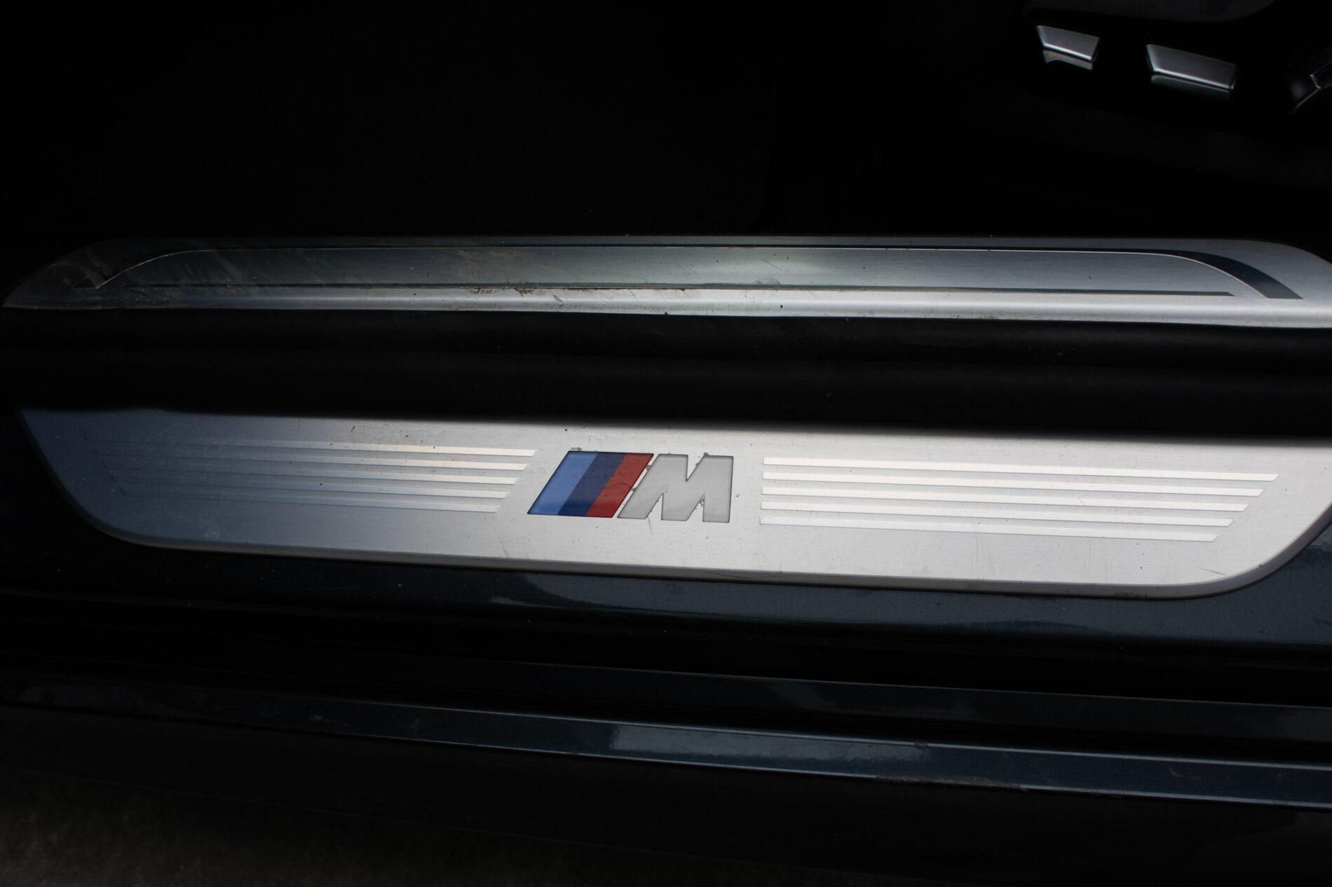 2017 BMW 740d, sivá sedan, 199 355 km