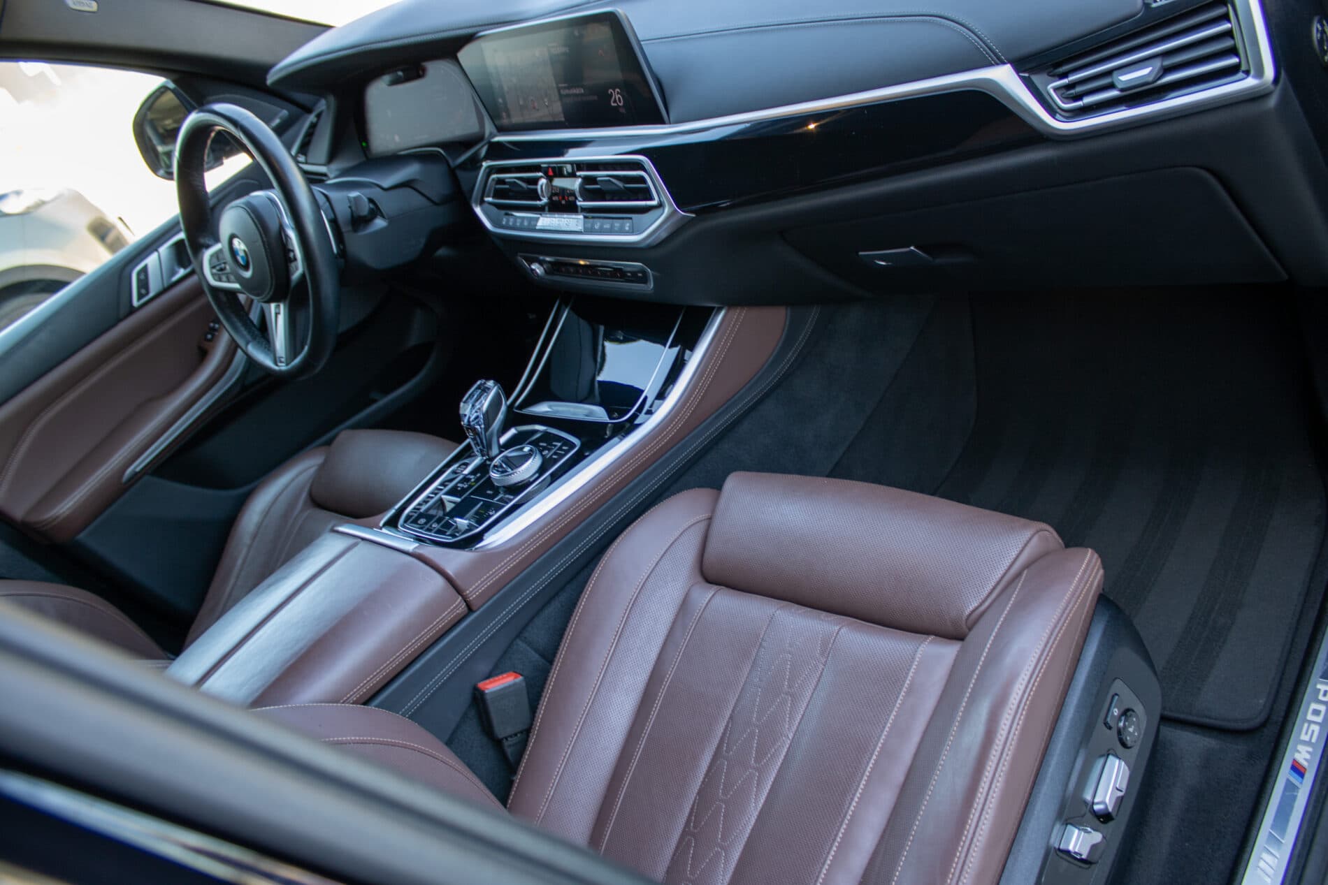 2019 BMW X5 M50d, čierna suv, 122 049 km