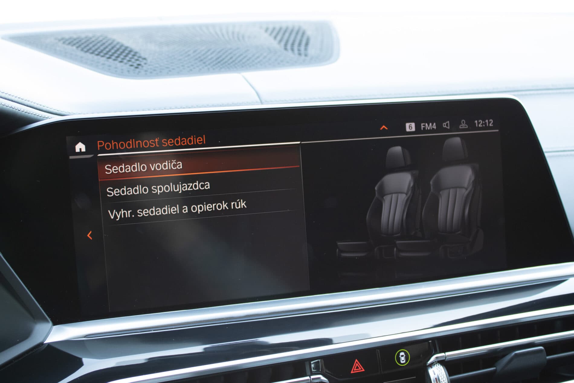 2019 BMW X5 M50d, čierna suv, 122 049 km
