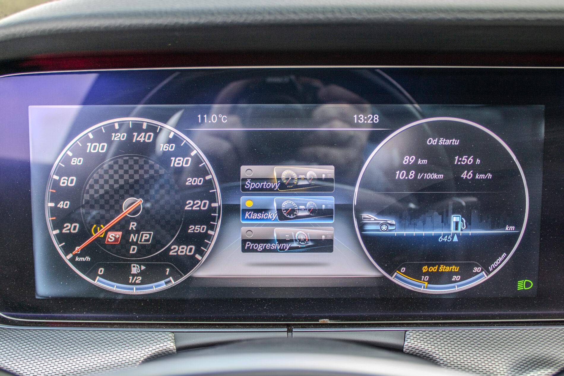 2017 Mercedes-Benz E 43 AMG, sivá sedan, 156 800 km