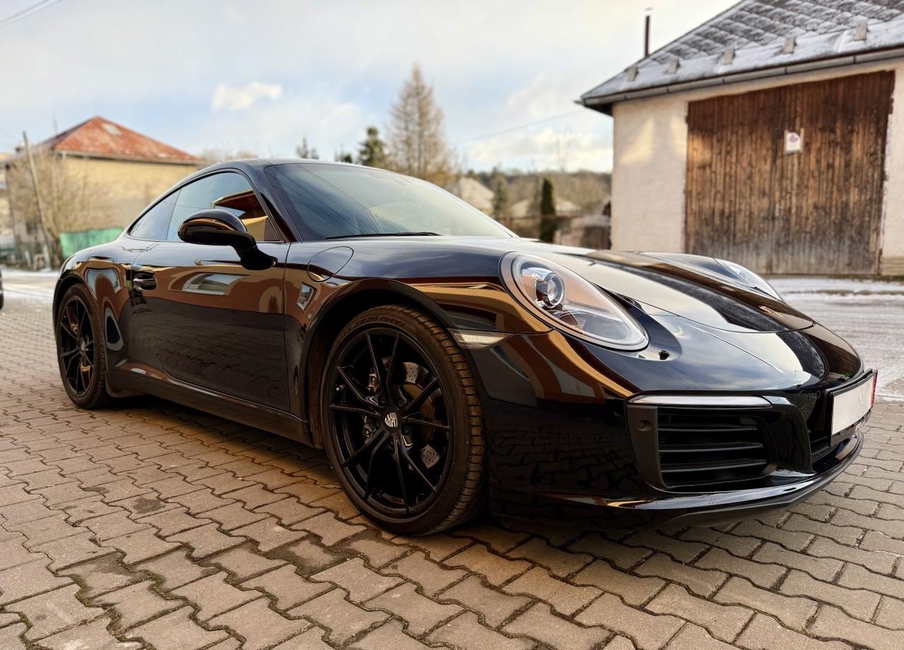 2018 Porsche 991 Carrera, čierna kupé, 53 090 km