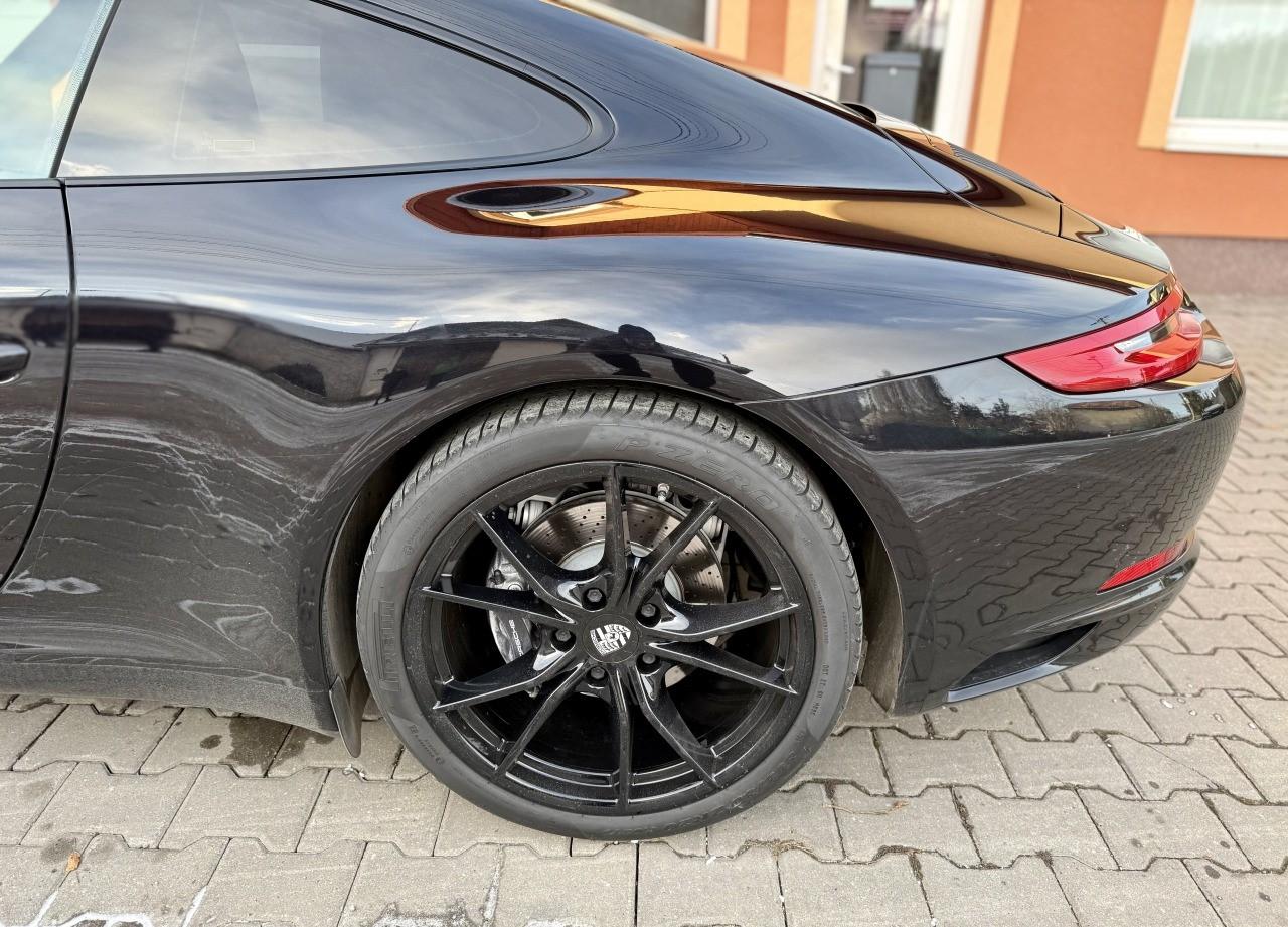2018 Porsche 991 Carrera, čierna kupé, 53 090 km